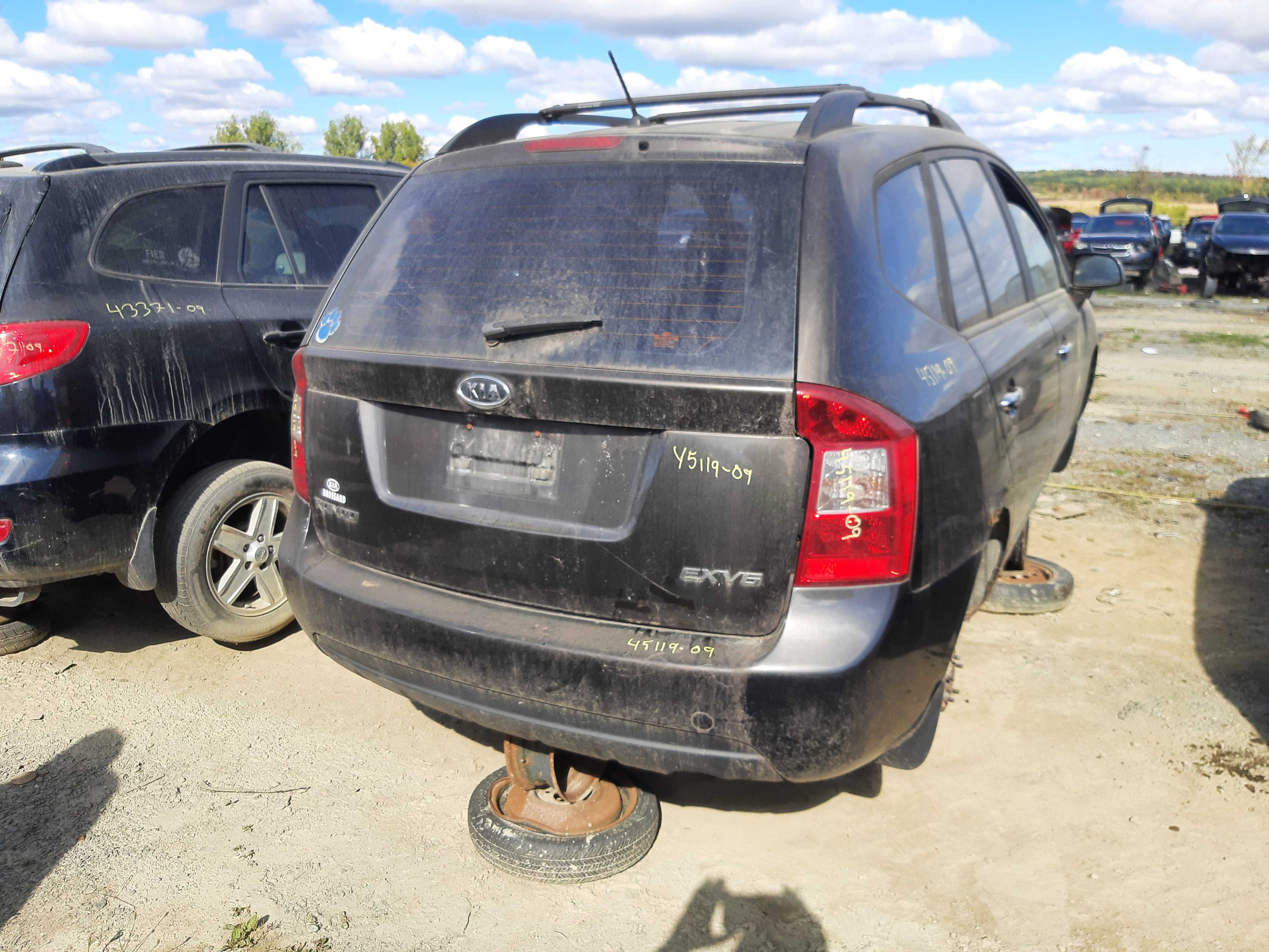 KIA RONDO 2009