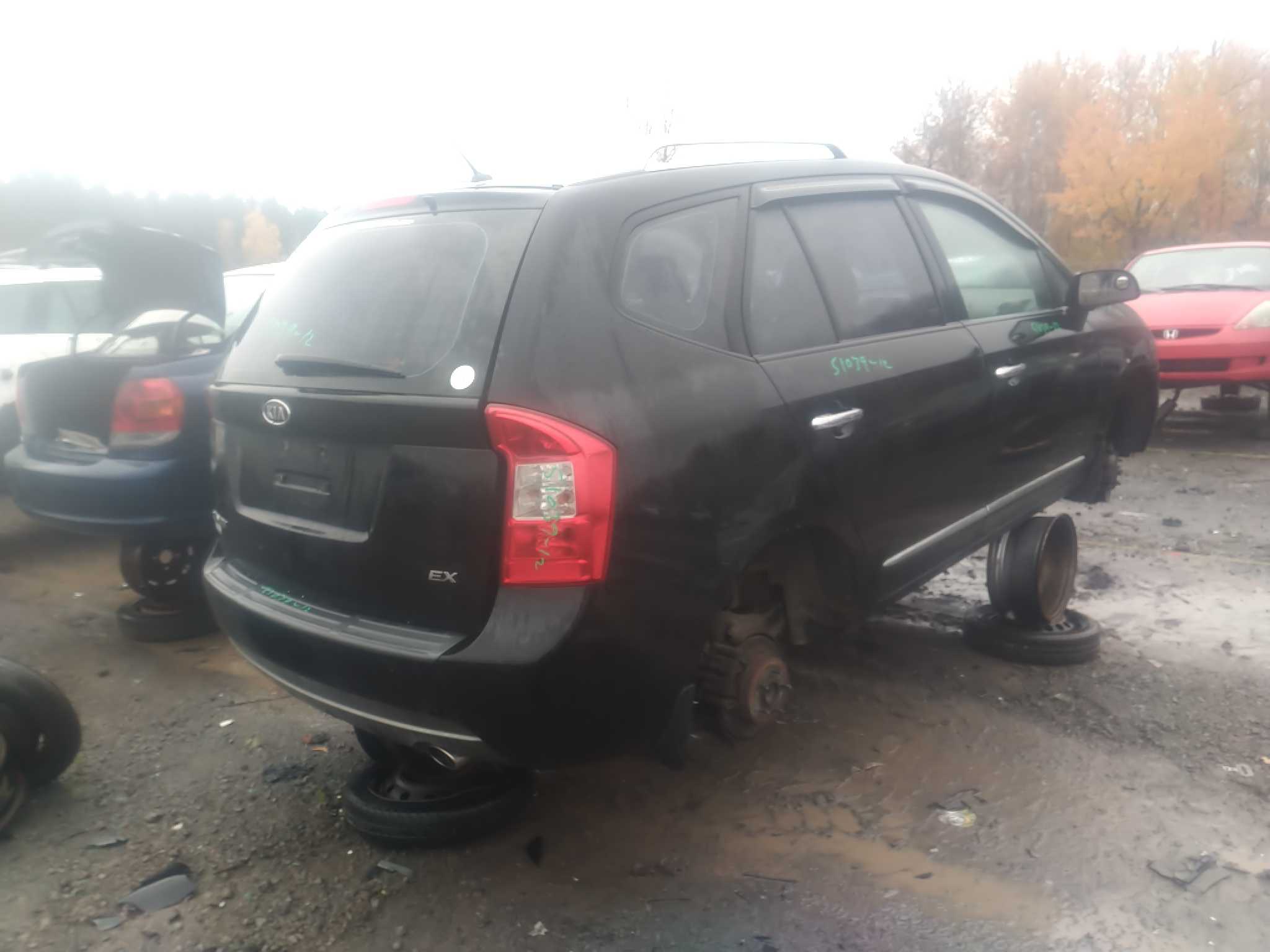 KIA RONDO 2012