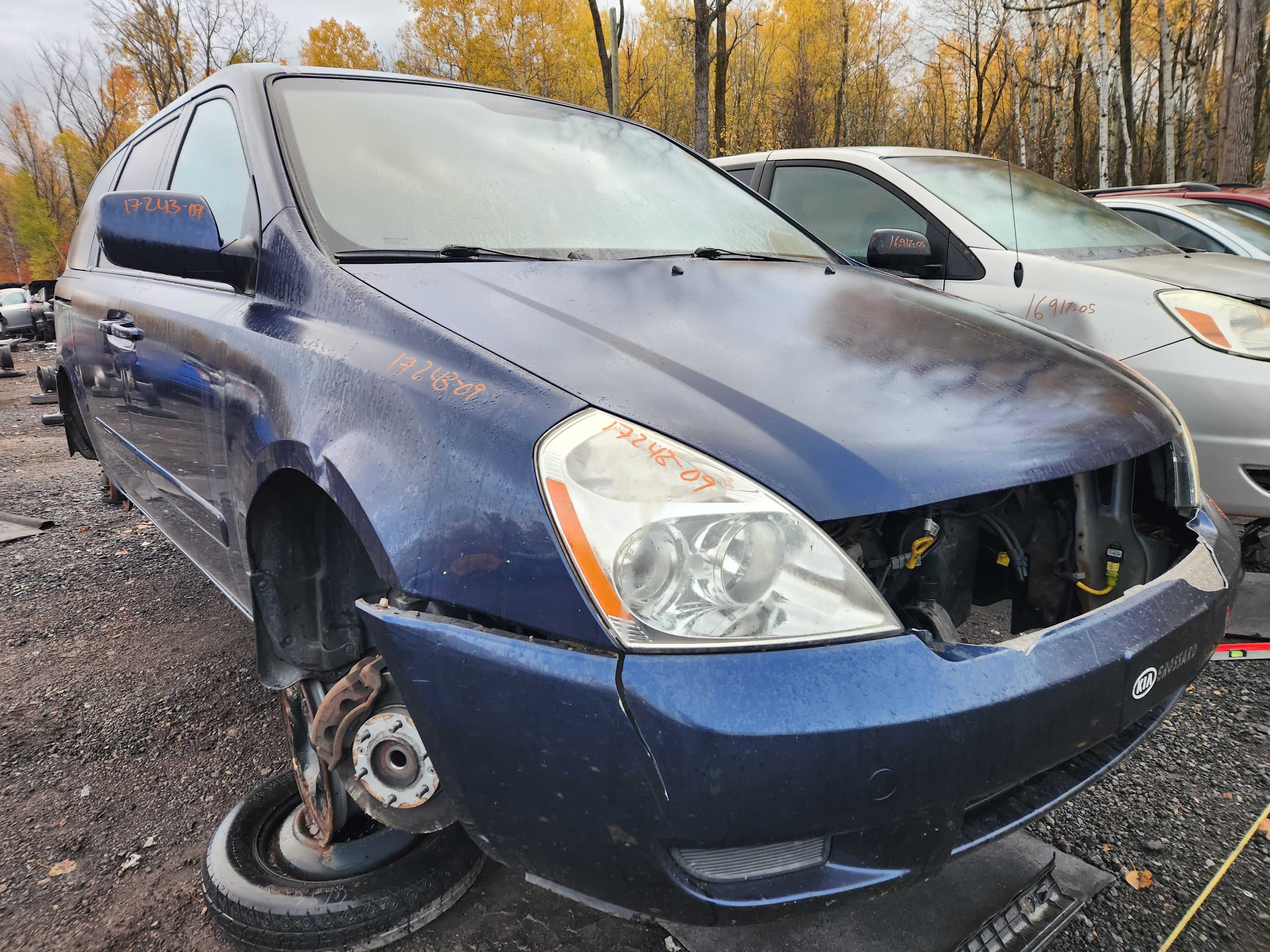 KIA SEDONA 2009