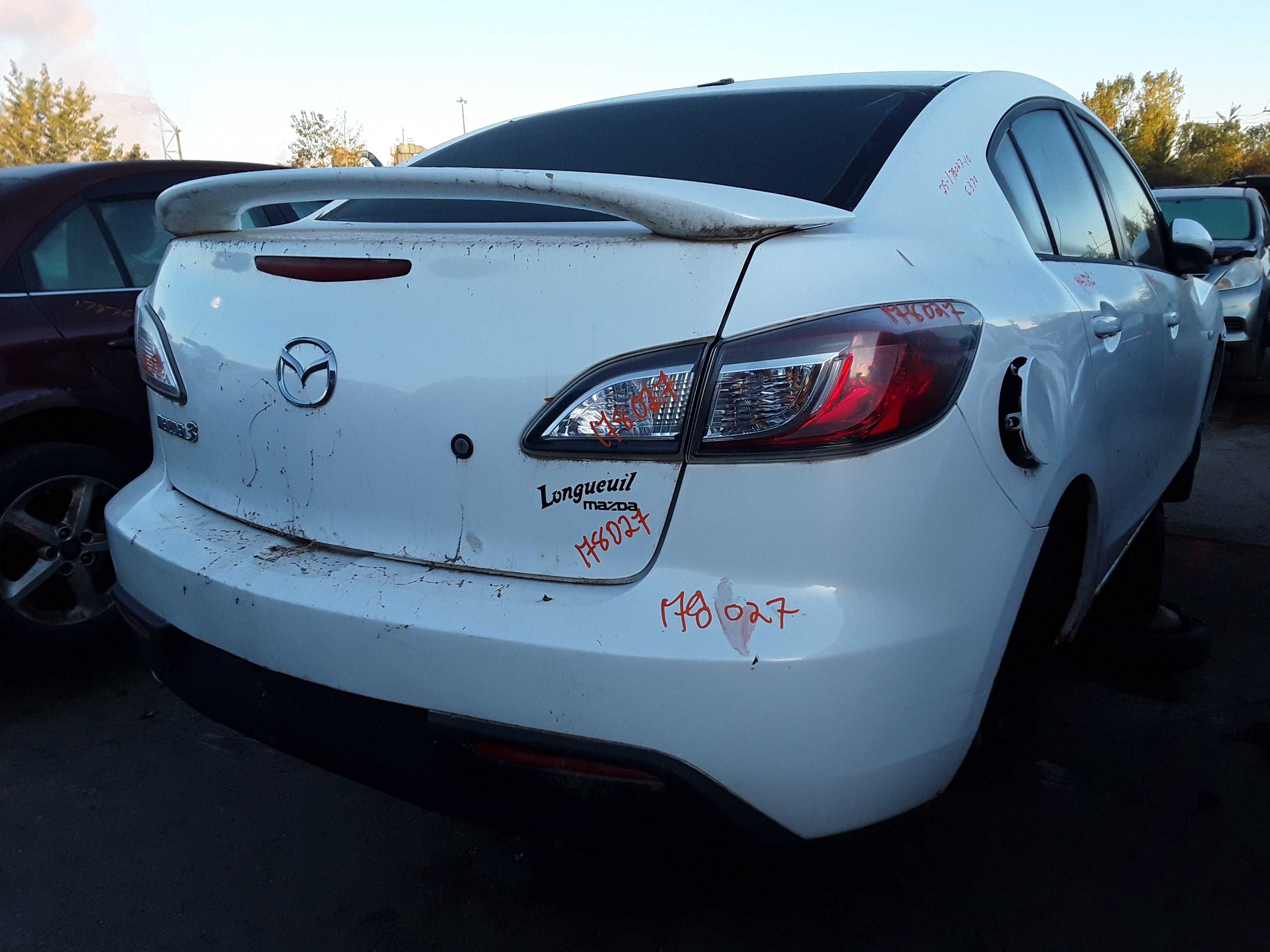 MAZDA MAZDA3 2010