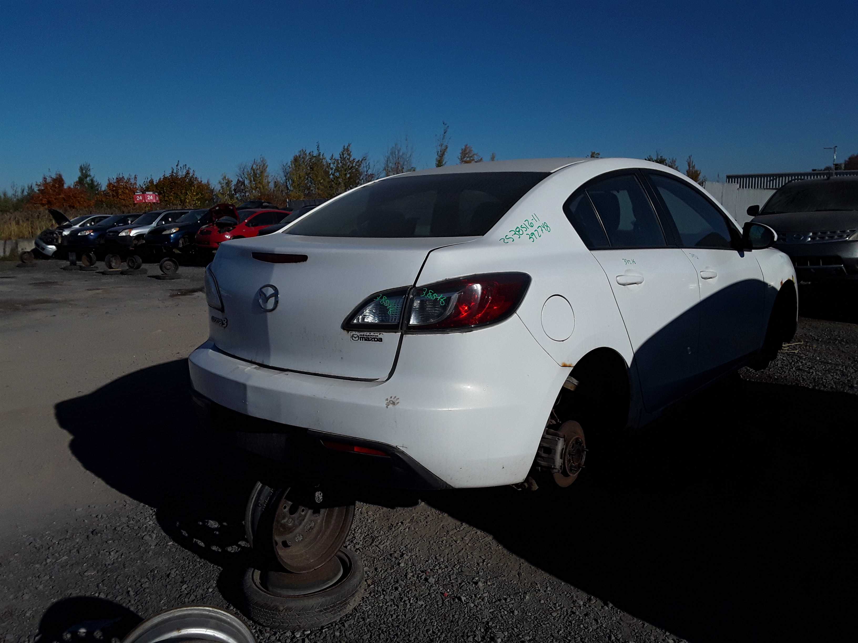 MAZDA MAZDA3 2011