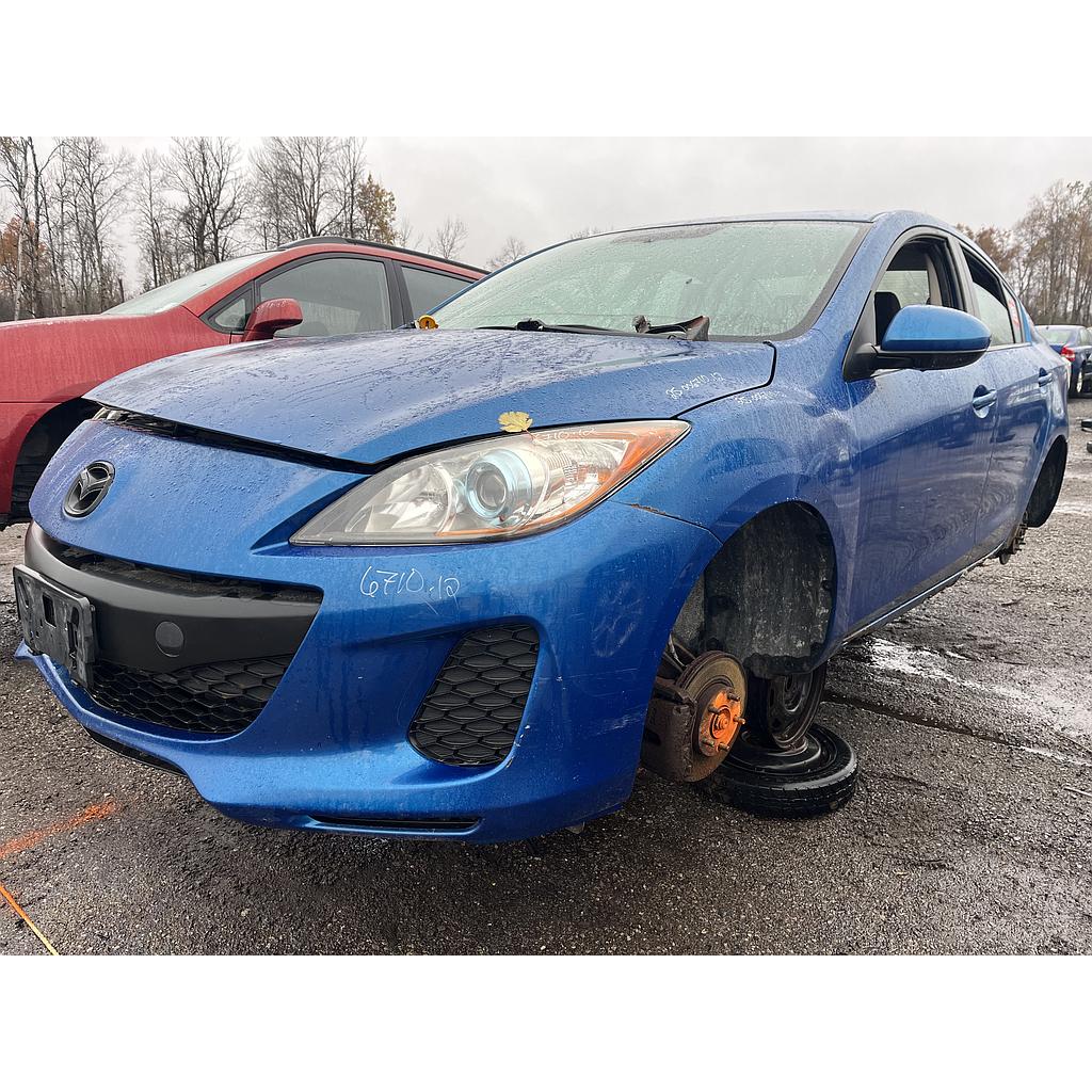 MAZDA MAZDA3 2012
