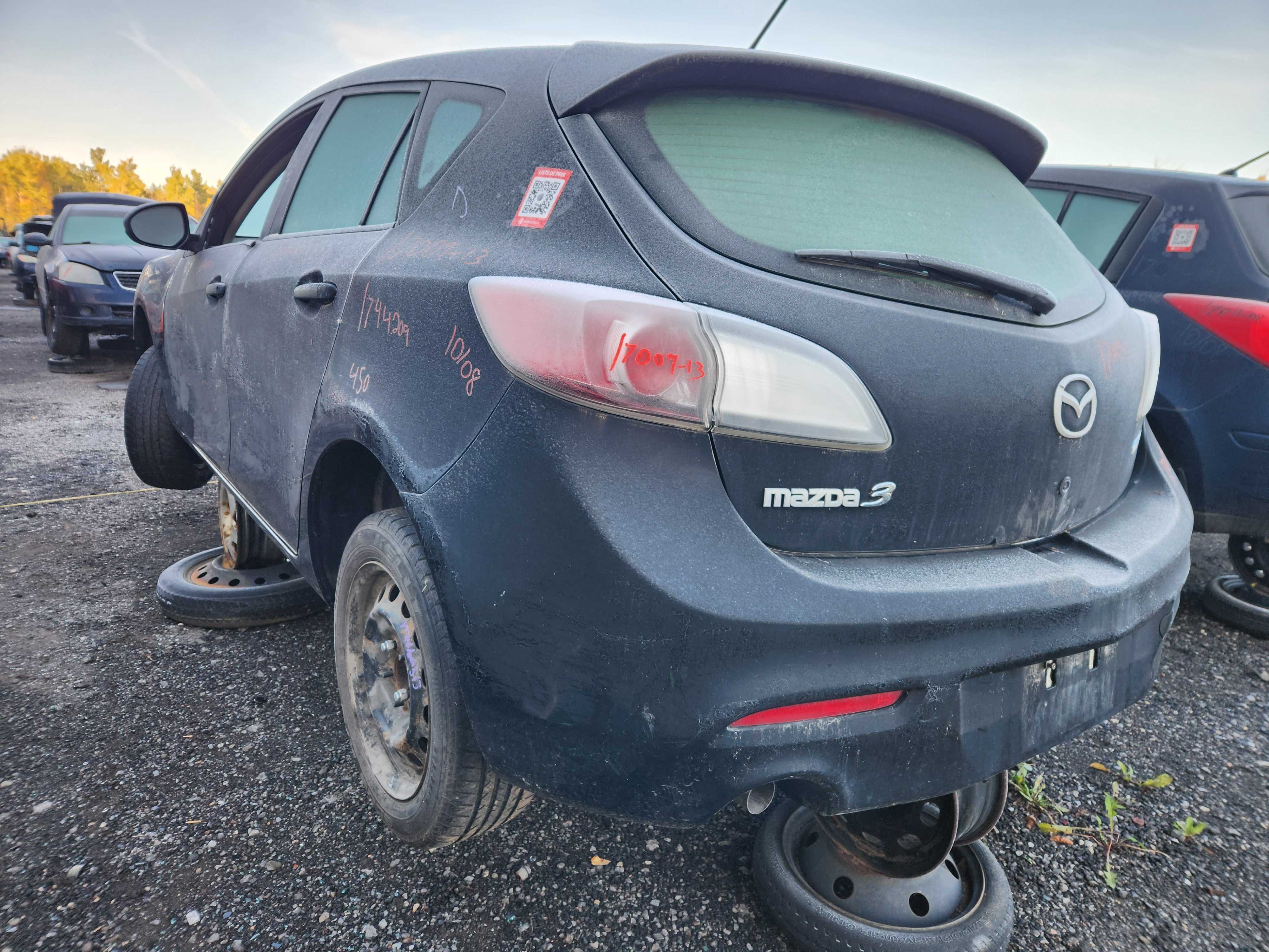 MAZDA MAZDA3 2013