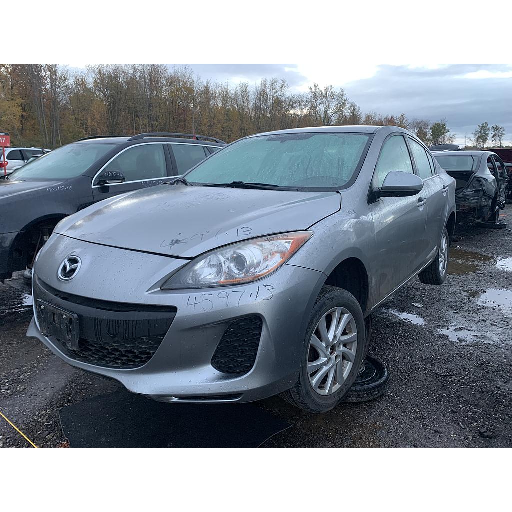MAZDA MAZDA3 2013
