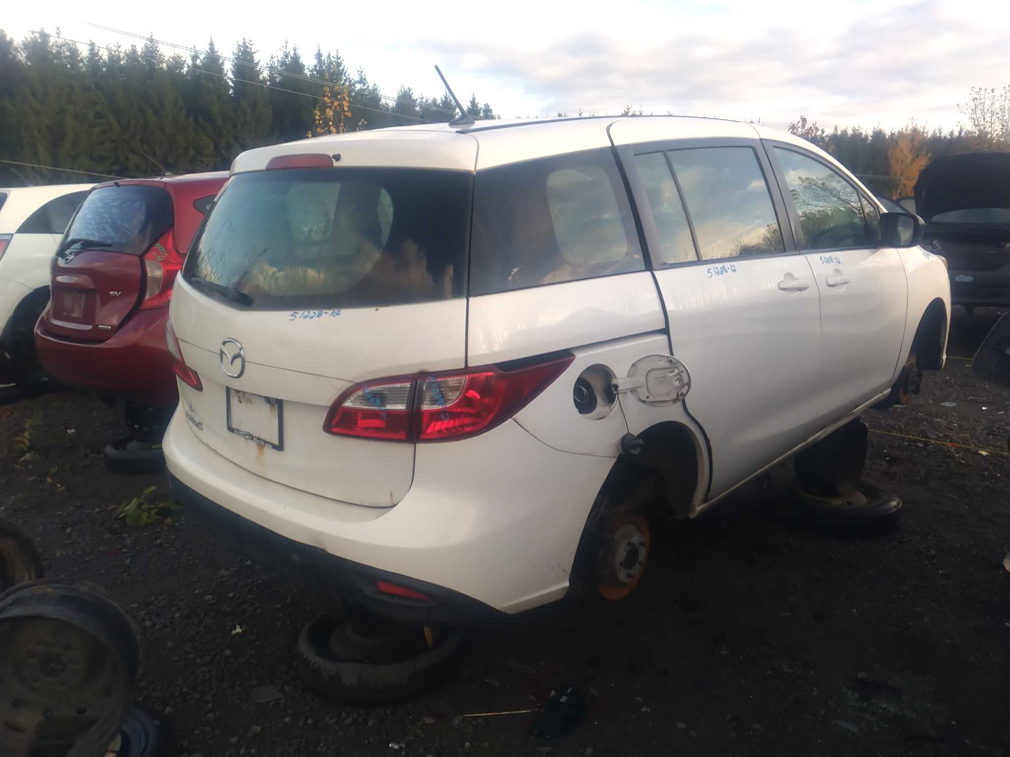 MAZDA MAZDA5 2012