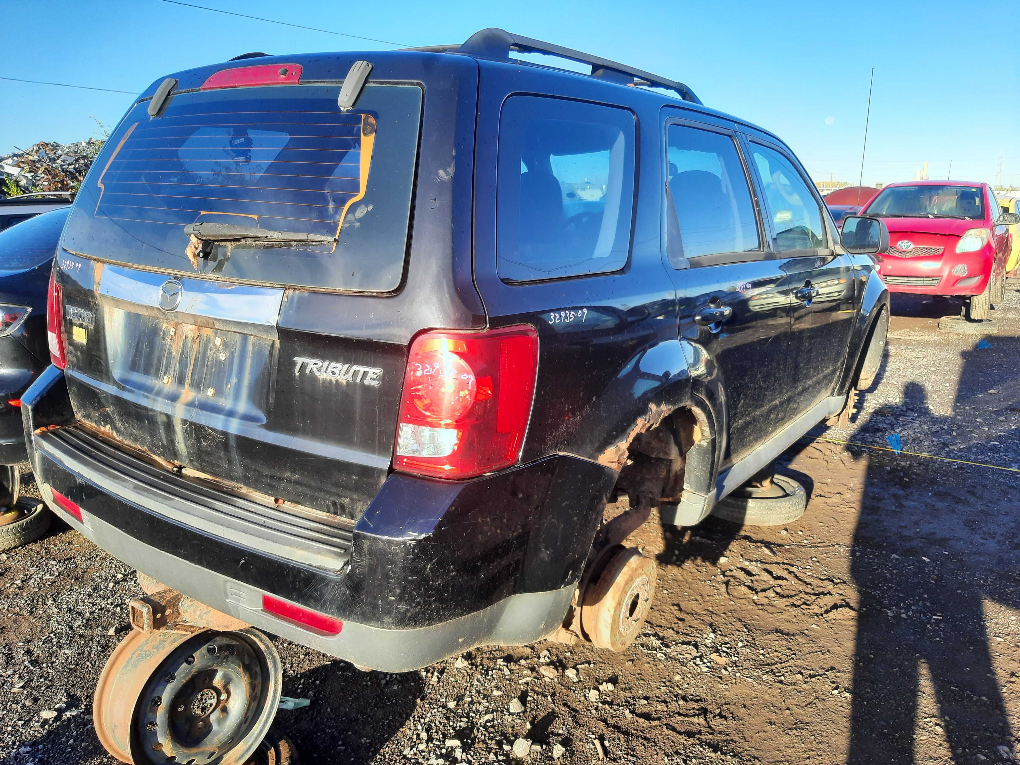 MAZDA TRIBUTE 2009