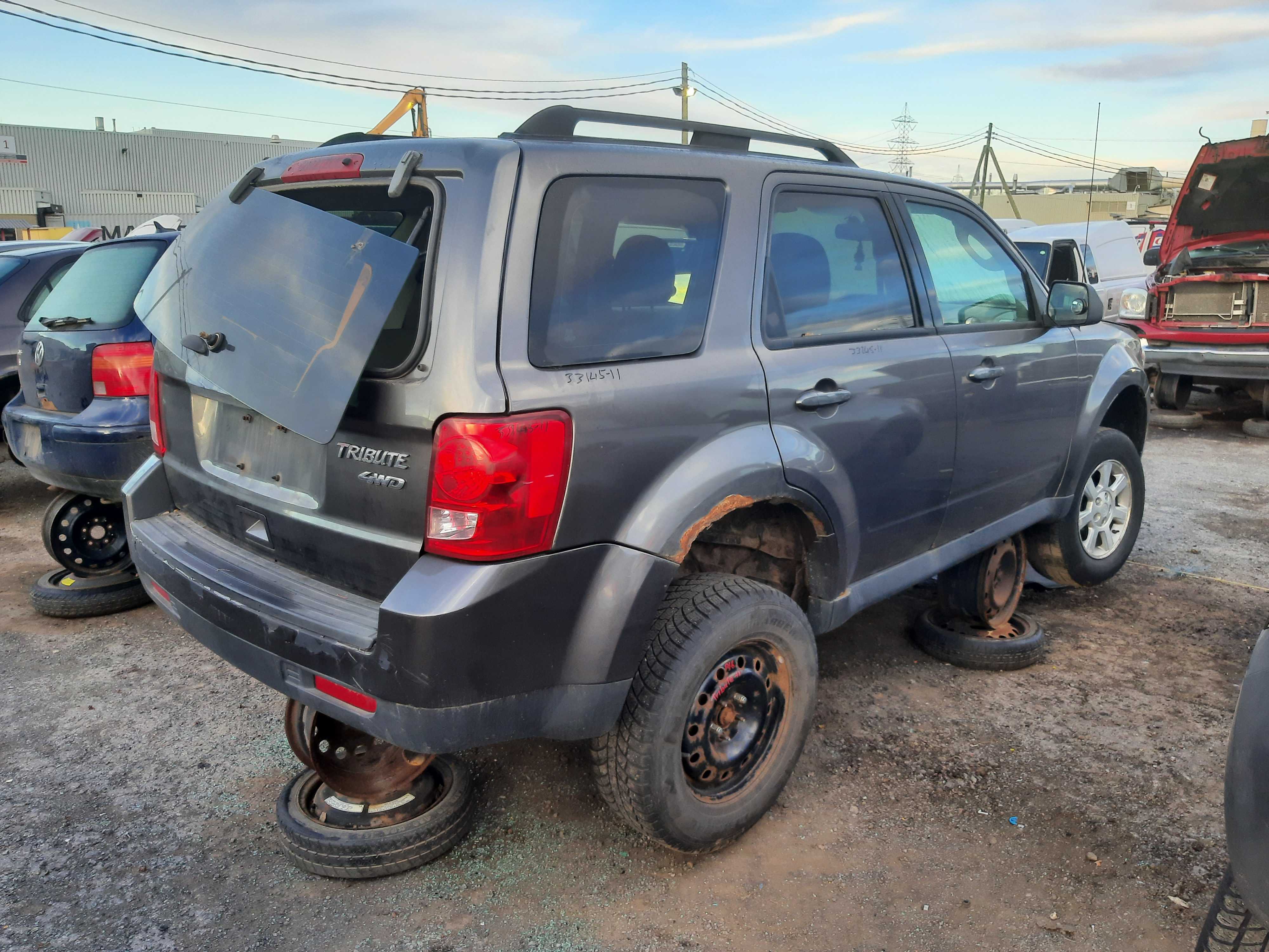 MAZDA TRIBUTE 2011
