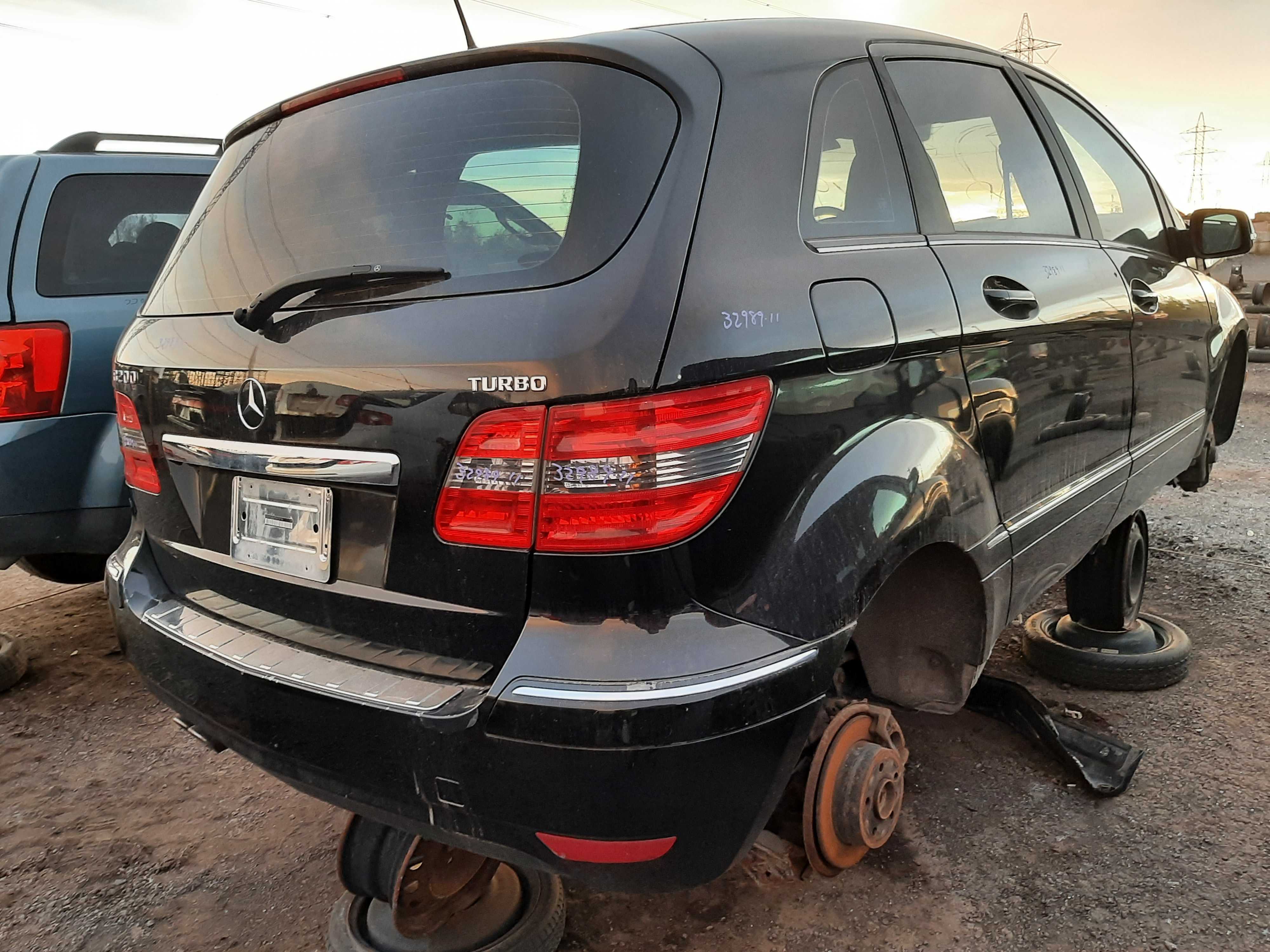 MERCEDES-BENZ B-CLASS 2011