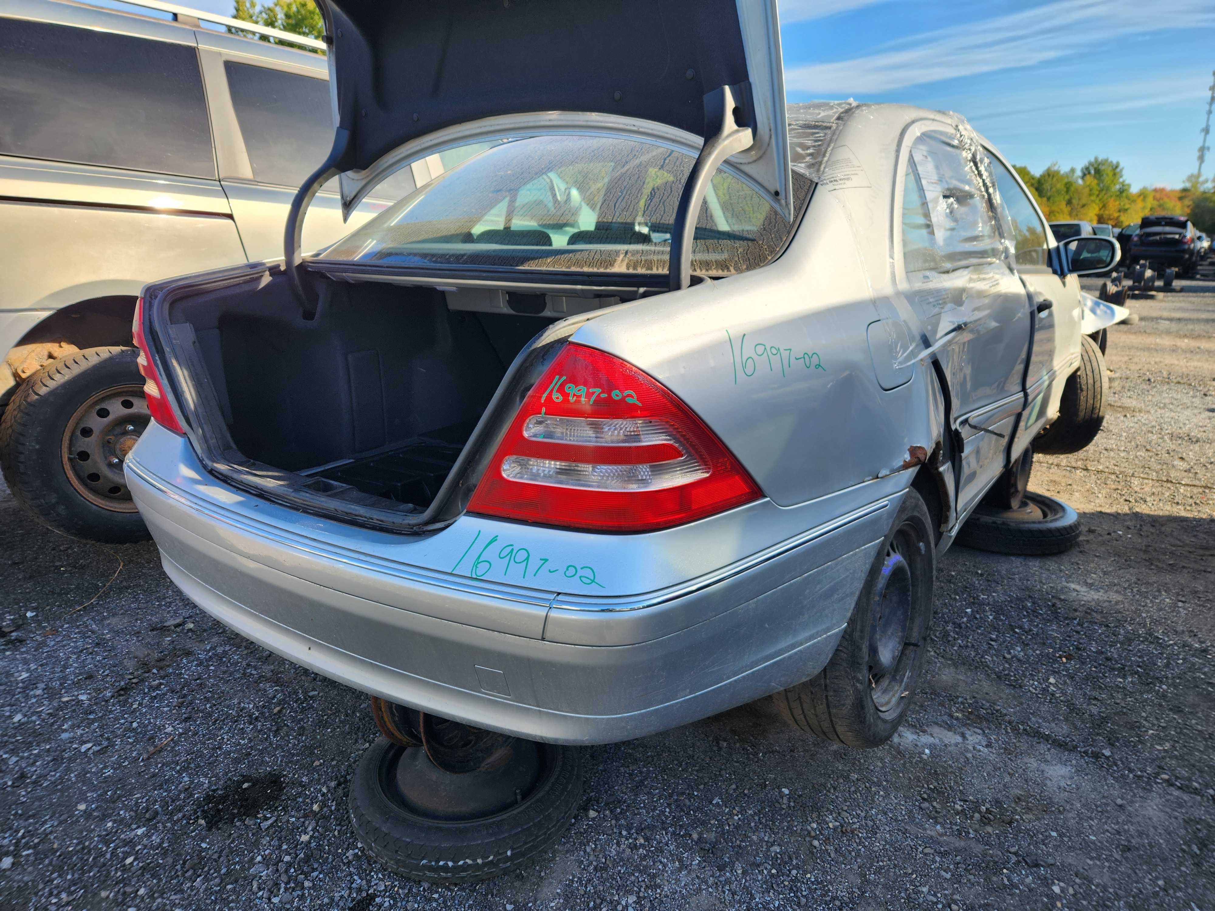 MERCEDES-BENZ C-CLASS 2002