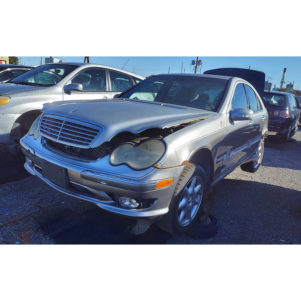 MERCEDES-BENZ C-CLASS 2002