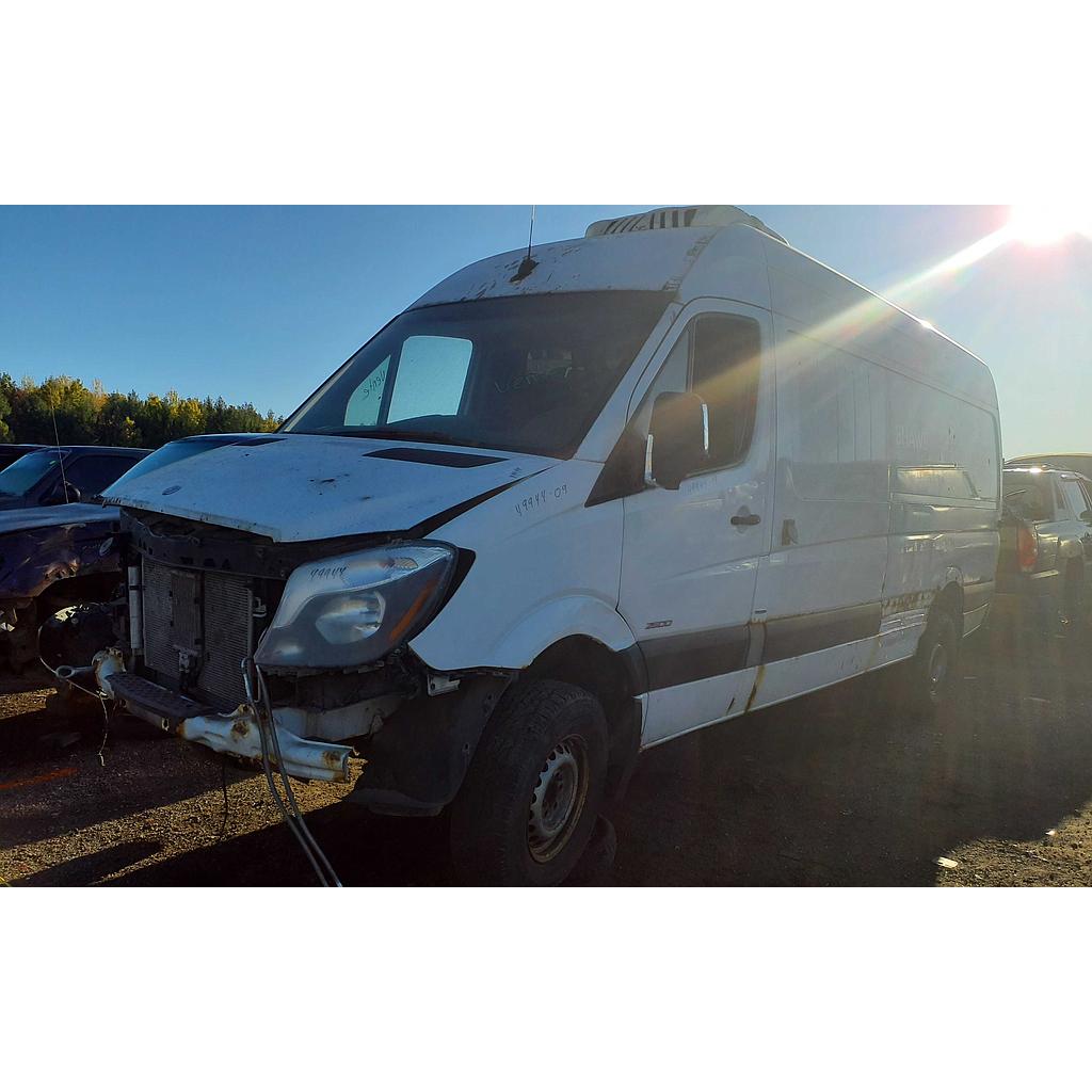 MERCEDES-BENZ SPRINTER CARGO VANS 2014