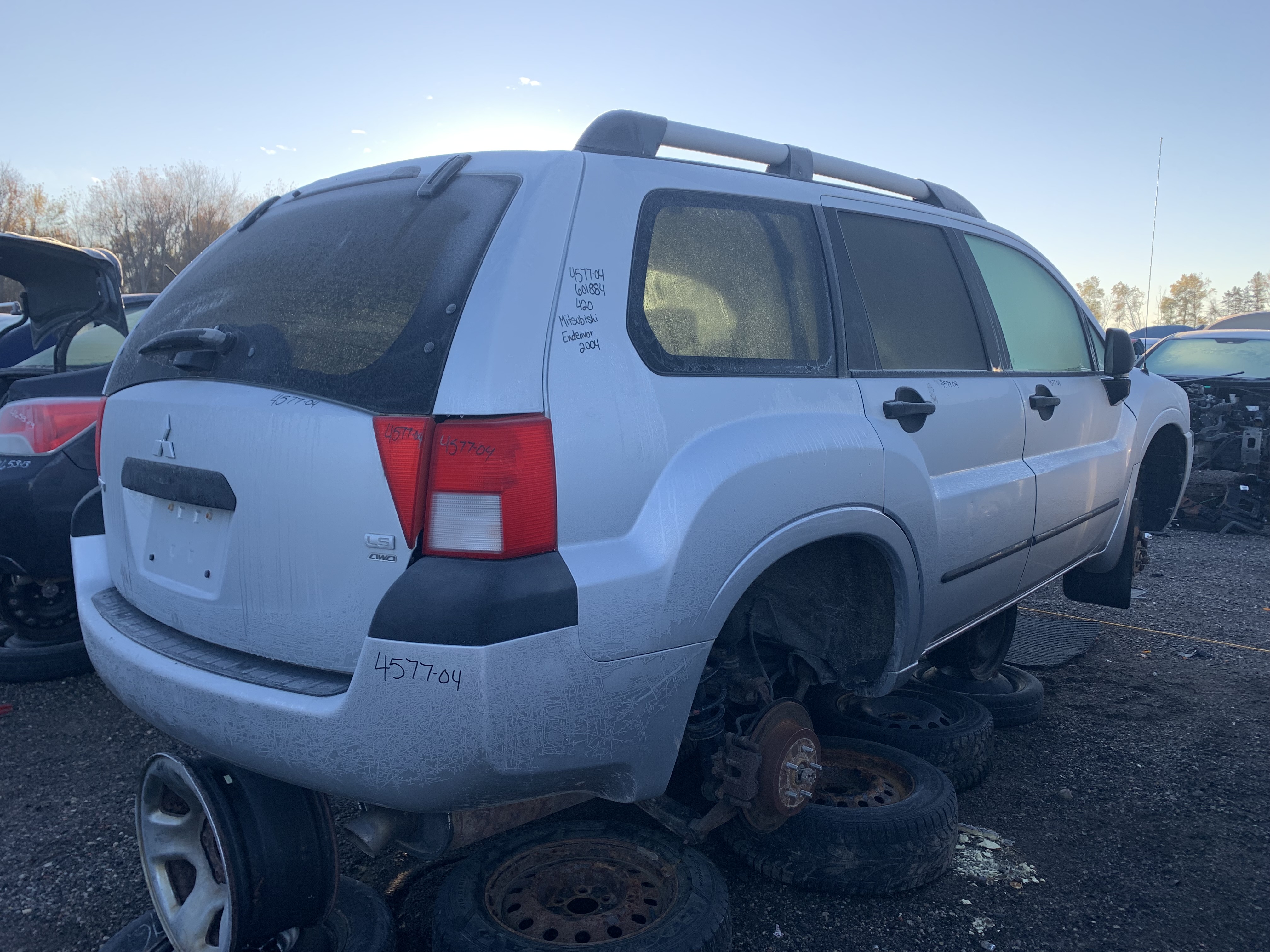 MITSUBISHI ENDEAVOR 2004