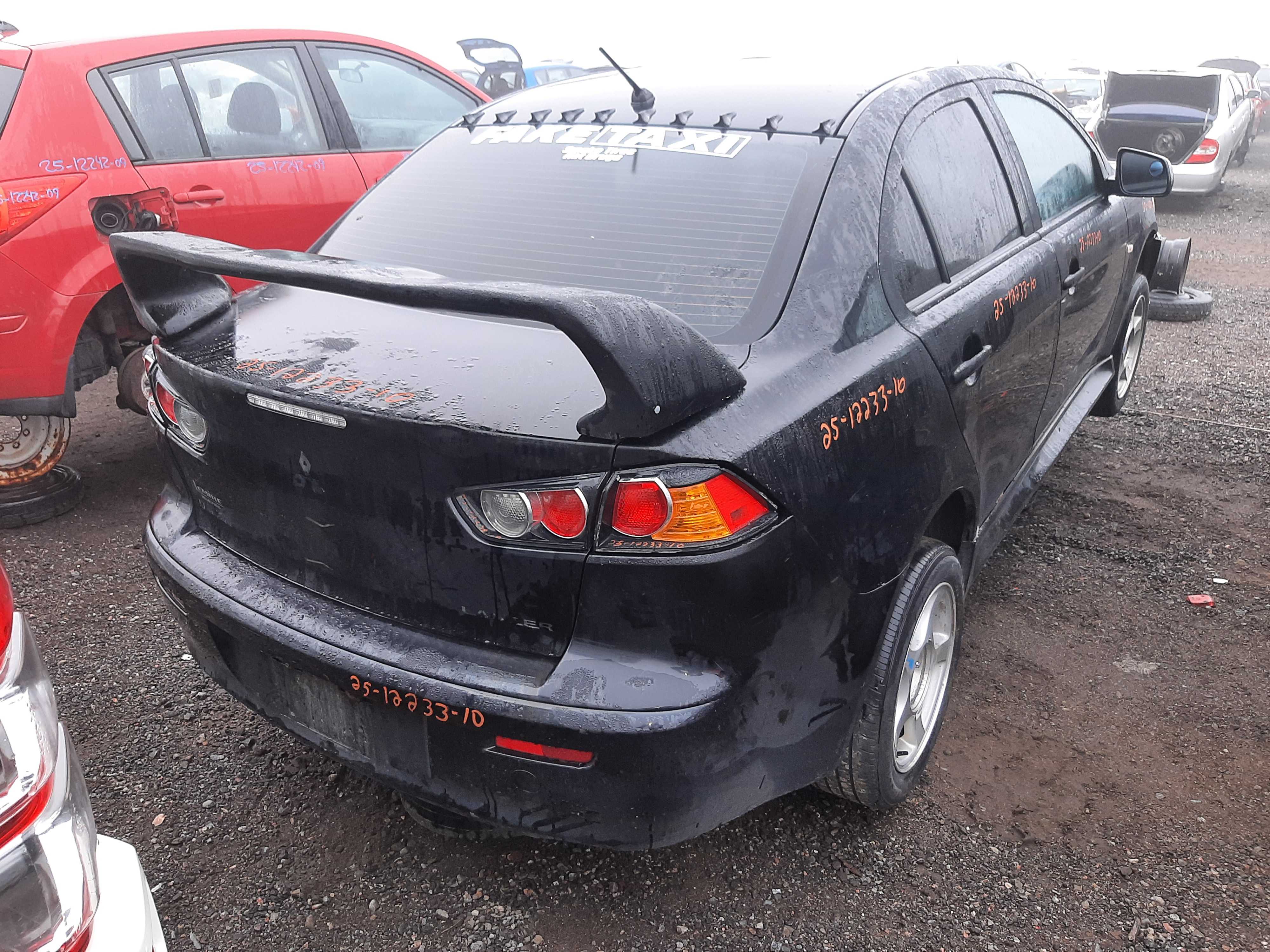 MITSUBISHI LANCER 2010