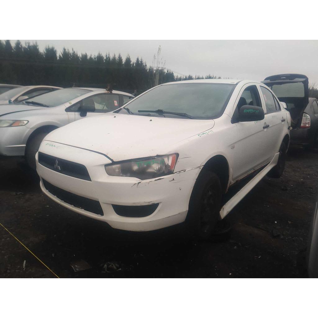 MITSUBISHI LANCER 2011