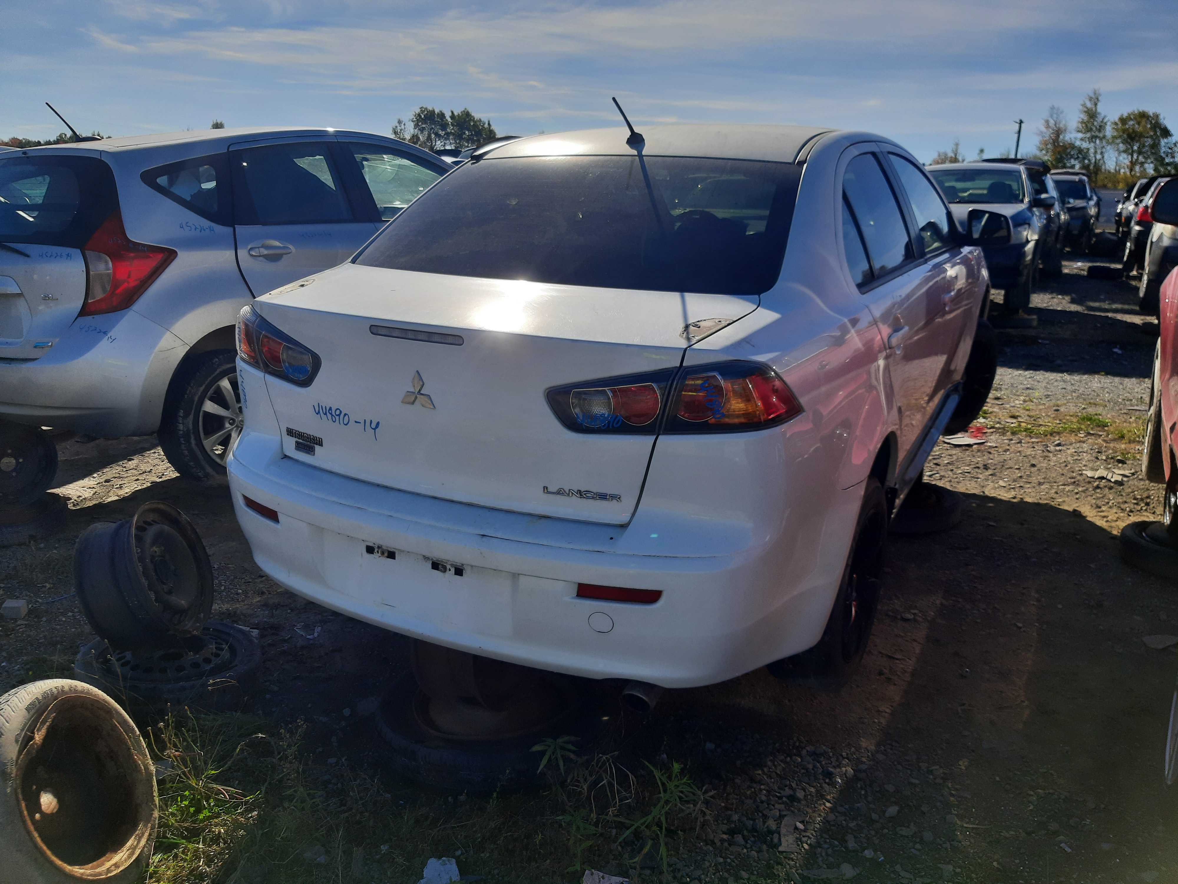 MITSUBISHI LANCER 2014