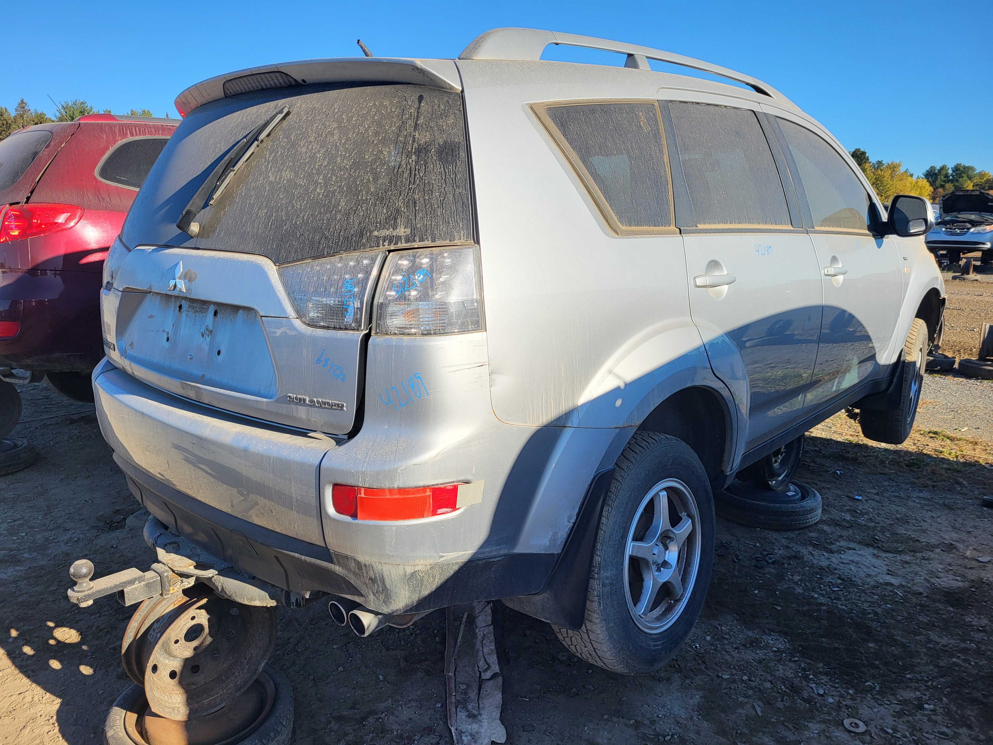 MITSUBISHI OUTLANDER 2008
