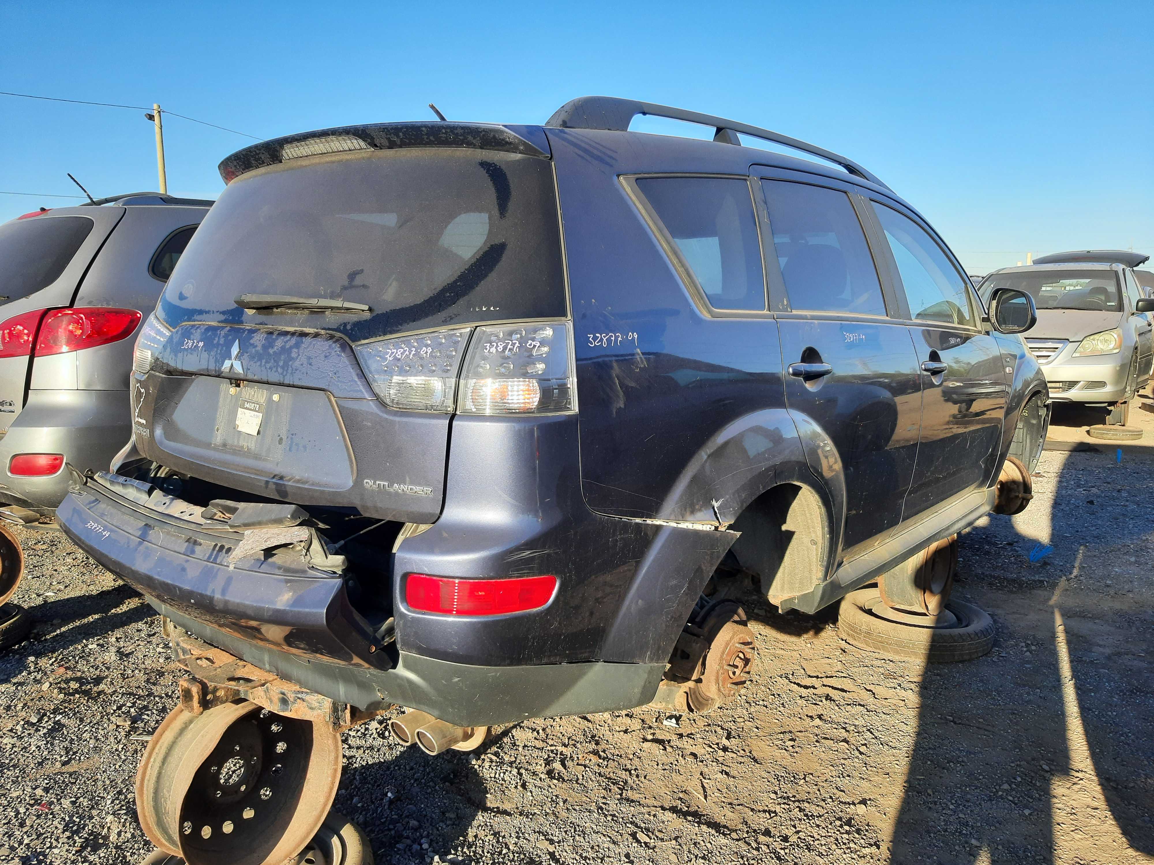 MITSUBISHI OUTLANDER 2009