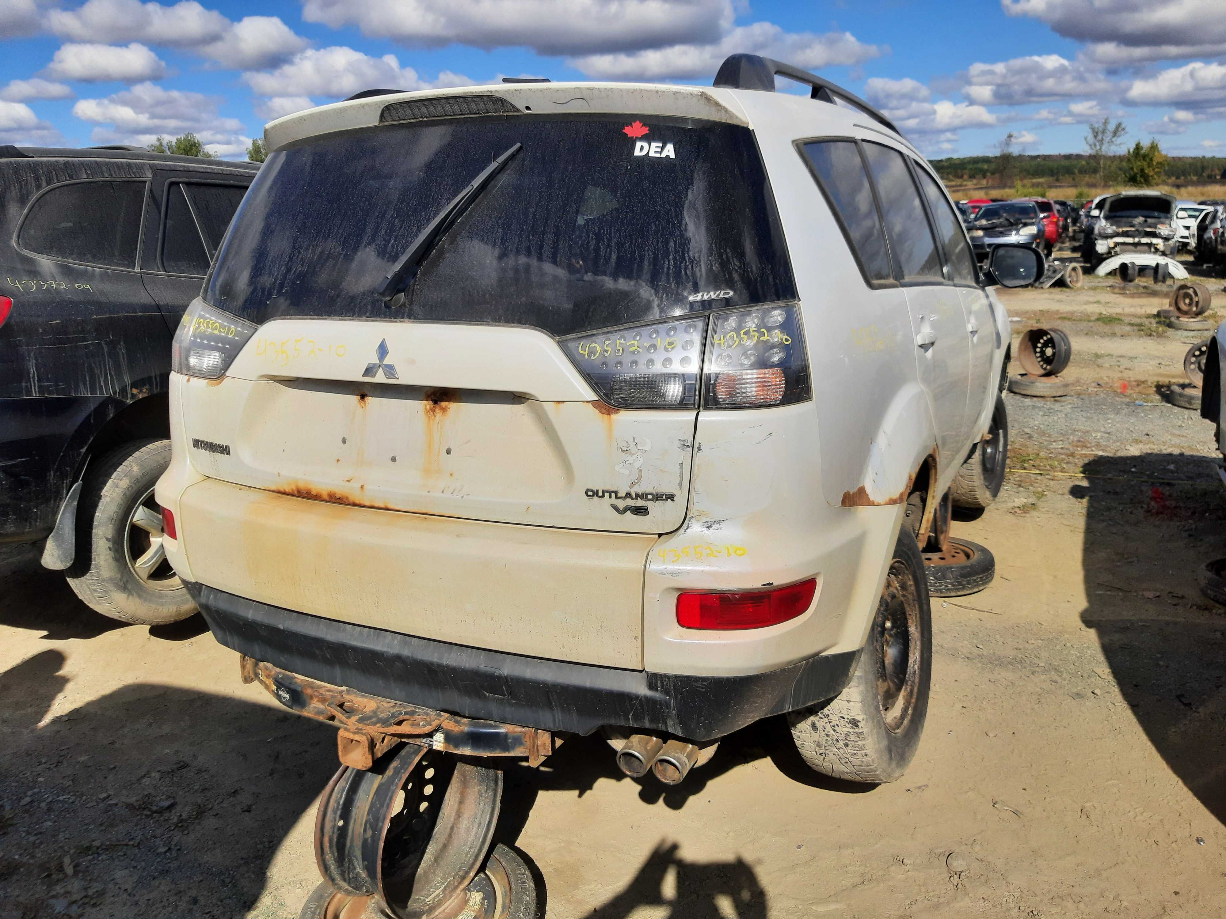 MITSUBISHI OUTLANDER 2010