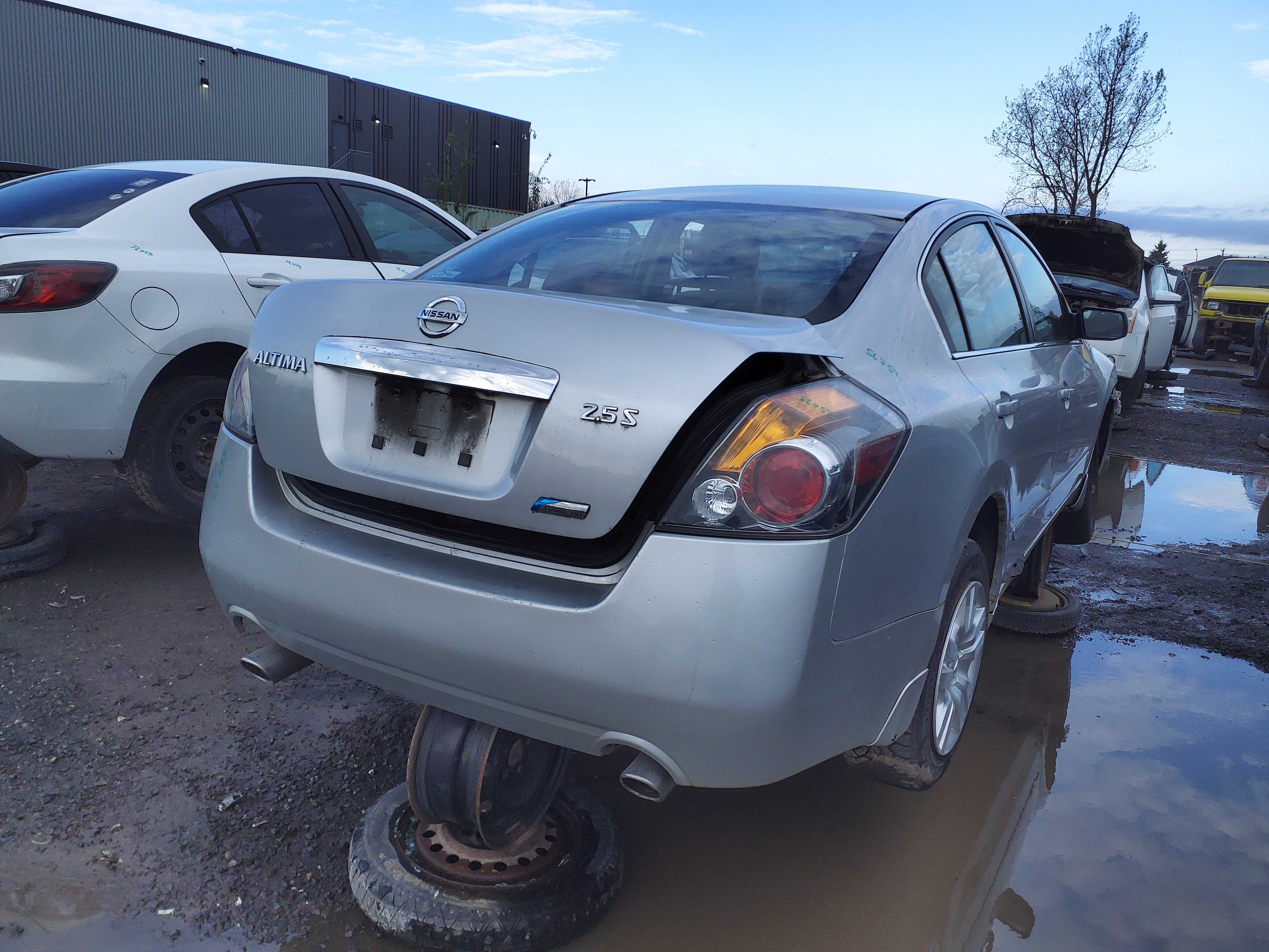 NISSAN ALTIMA 2010