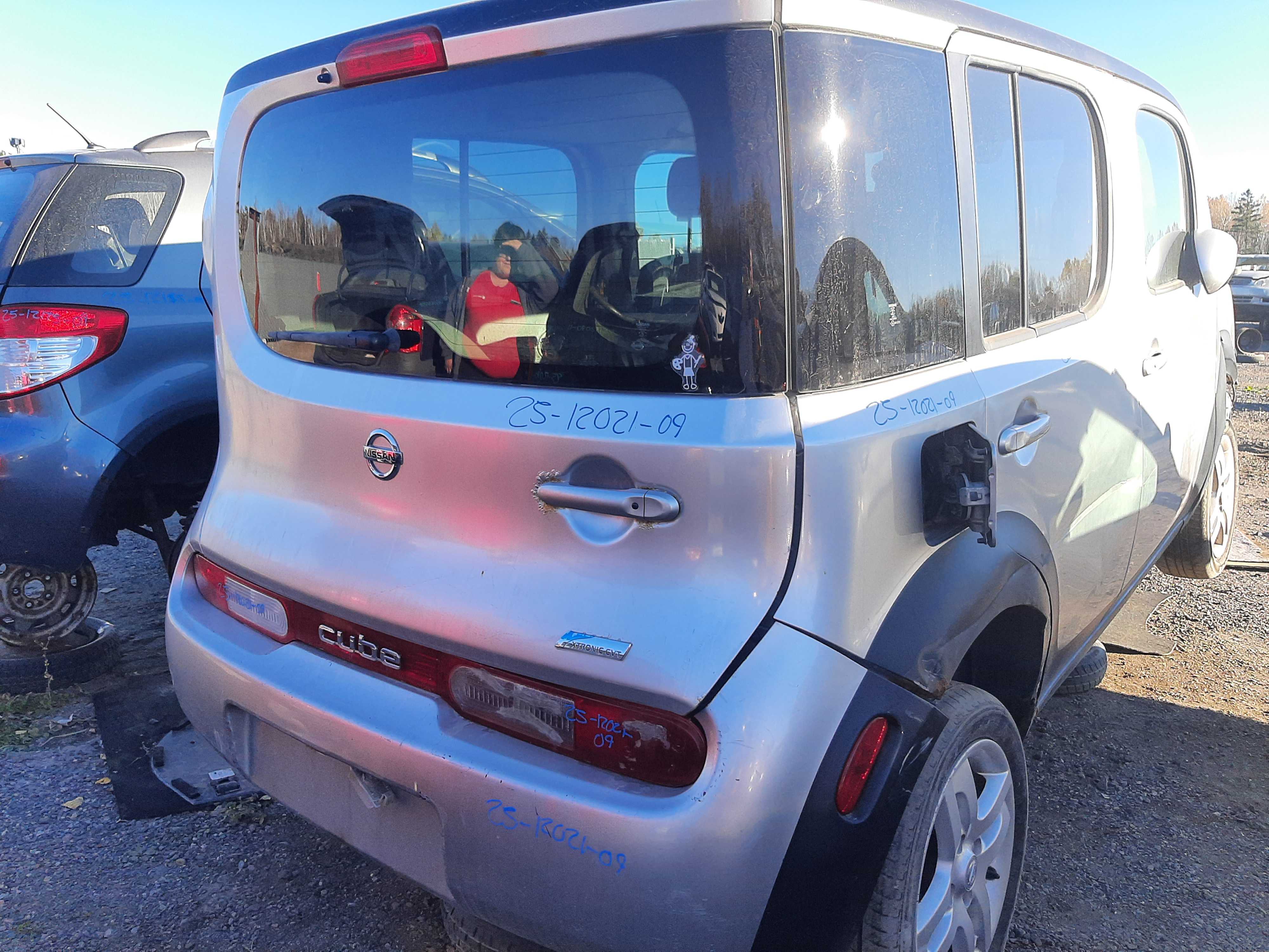 NISSAN CUBE 2009