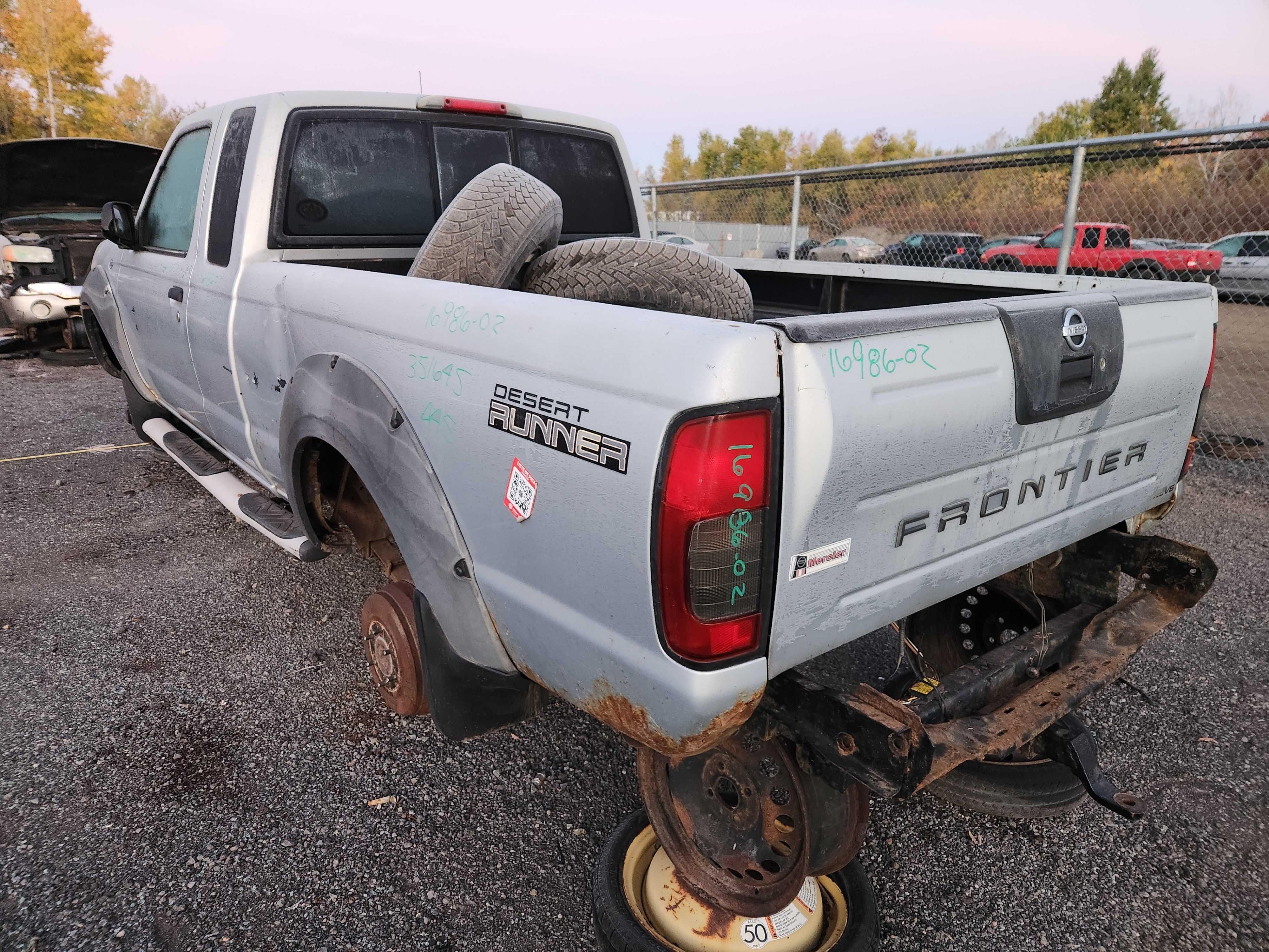 NISSAN FRONTIER 2002