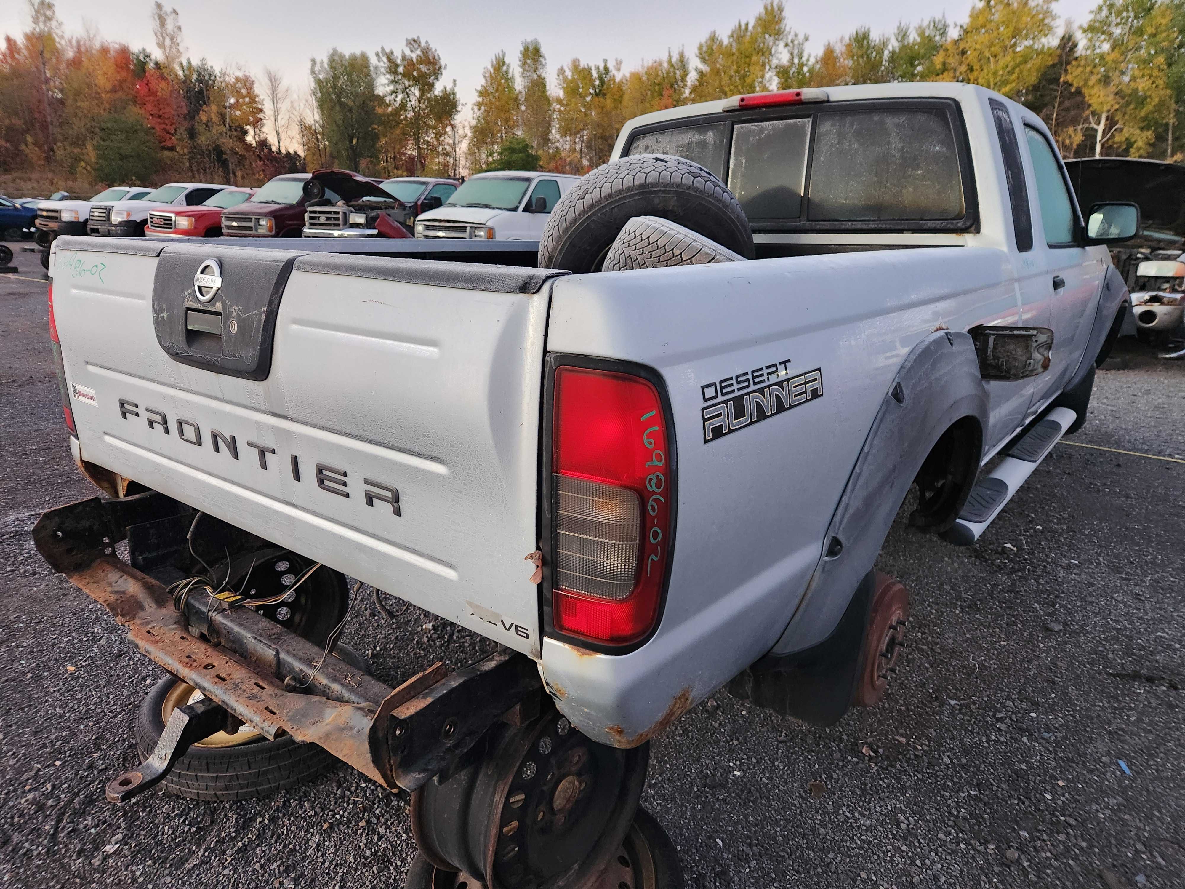 NISSAN FRONTIER 2002