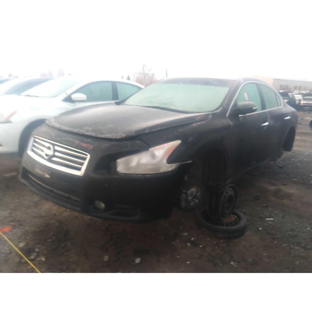 NISSAN MAXIMA 2013