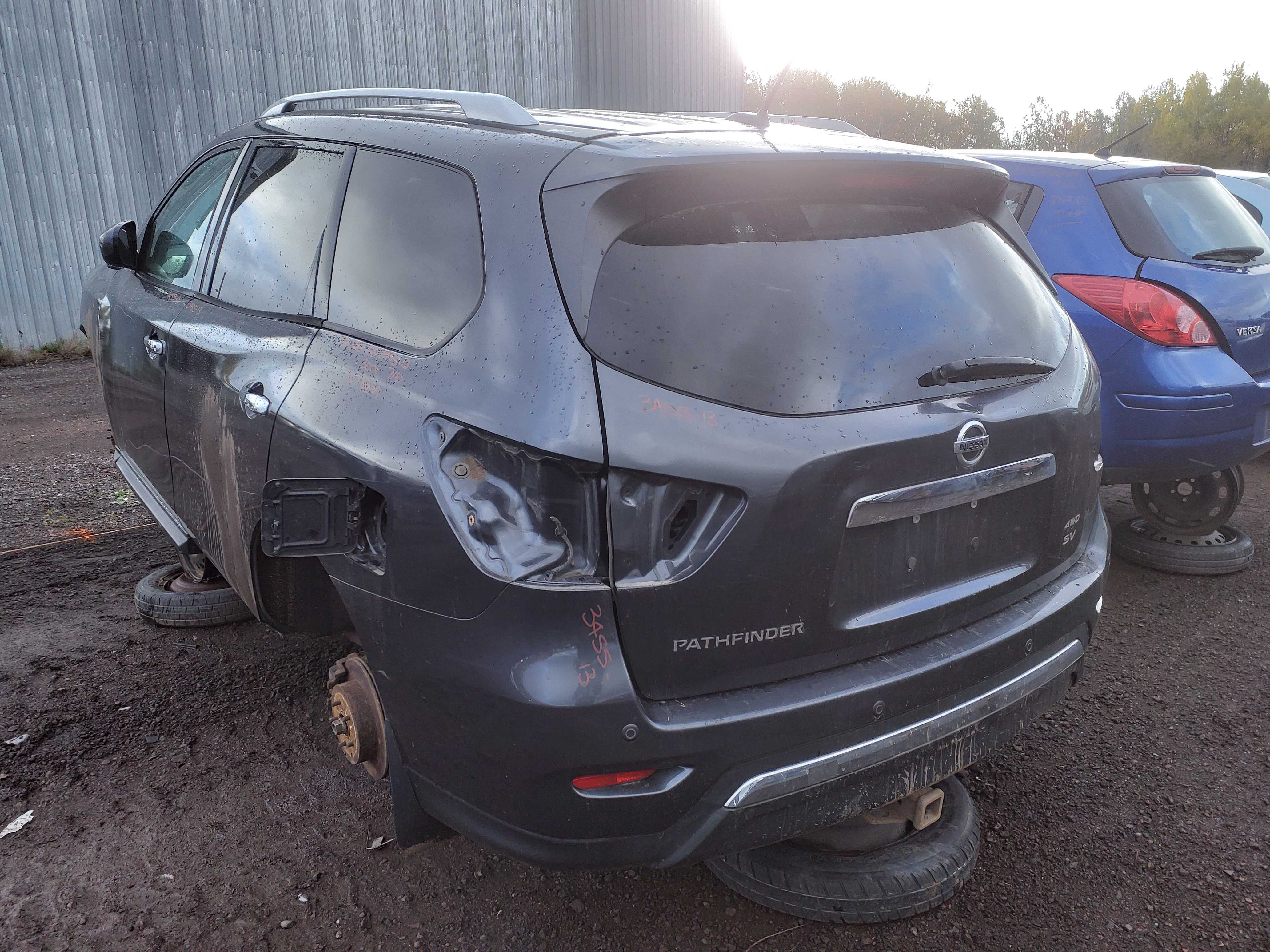 NISSAN PATHFINDER 2013