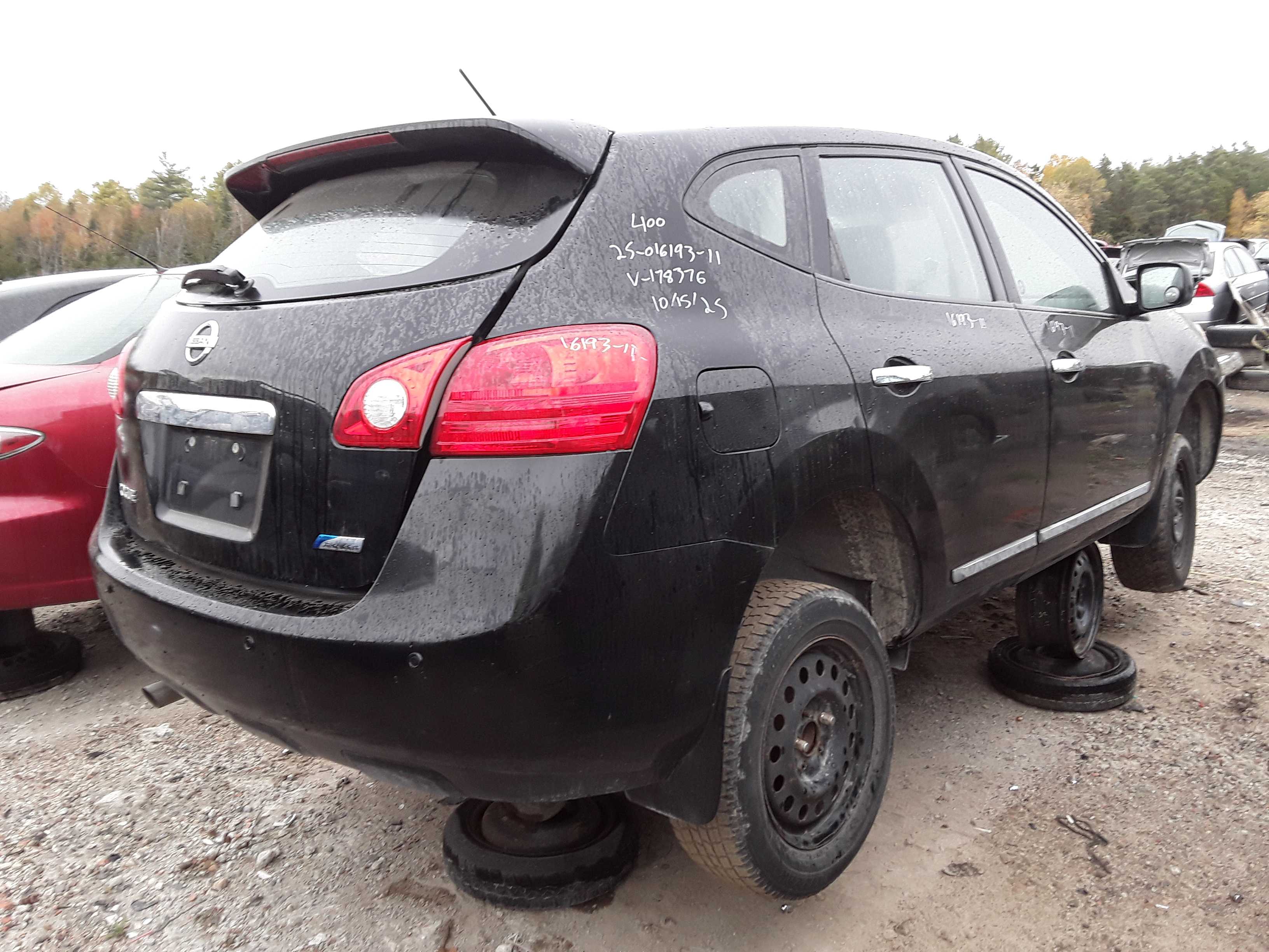 NISSAN ROGUE 2011