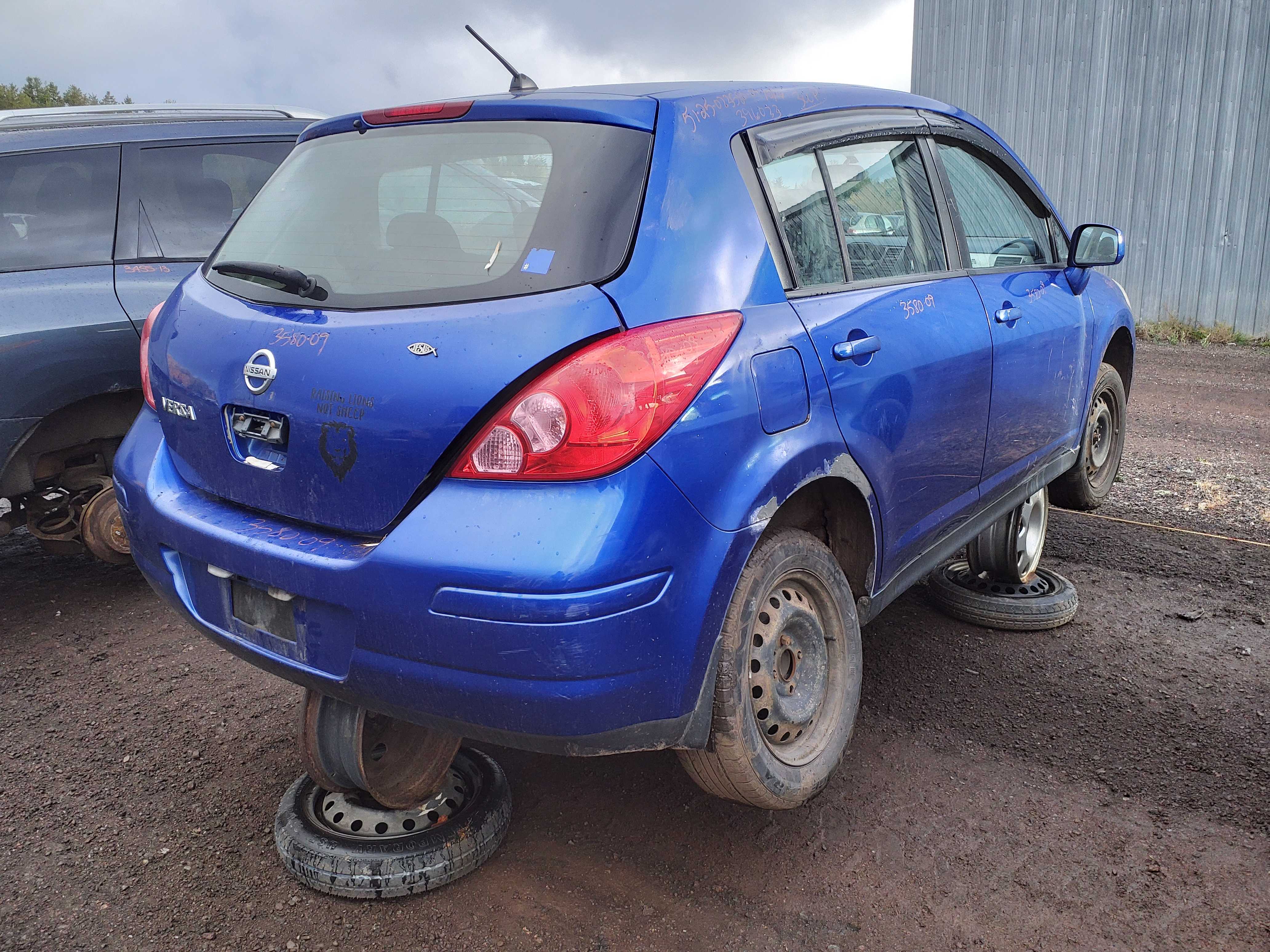 NISSAN VERSA 2009