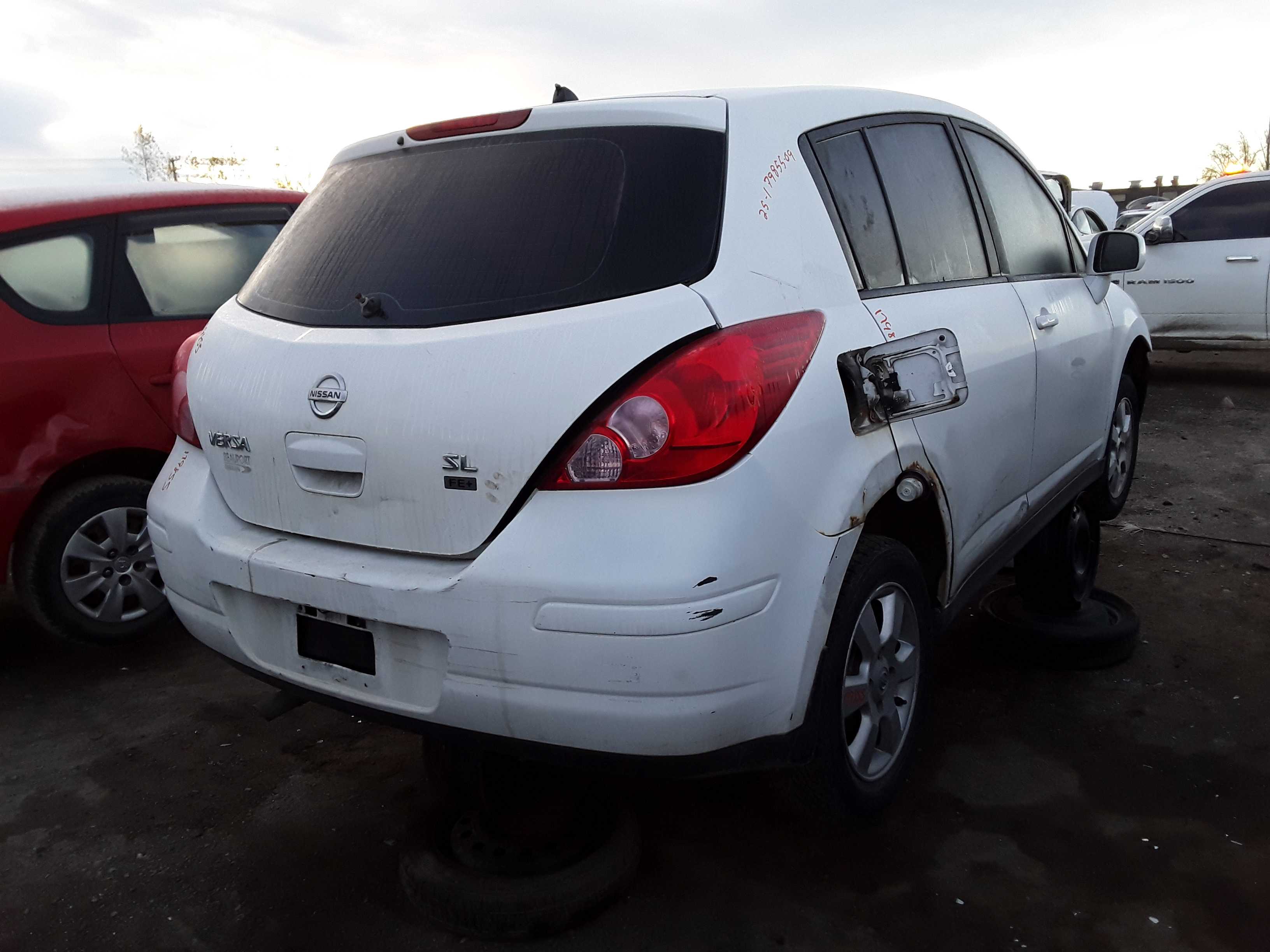 NISSAN VERSA 2009