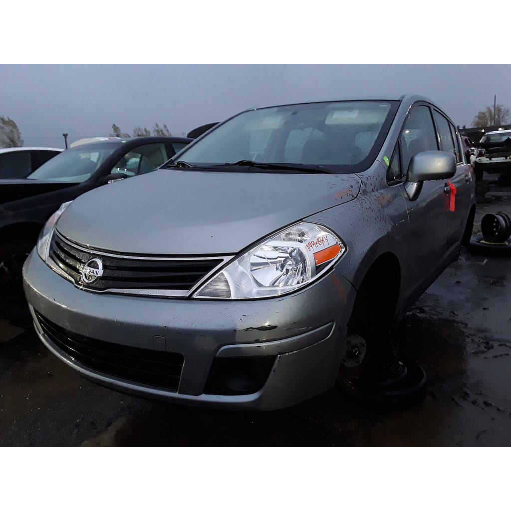 NISSAN VERSA 2010