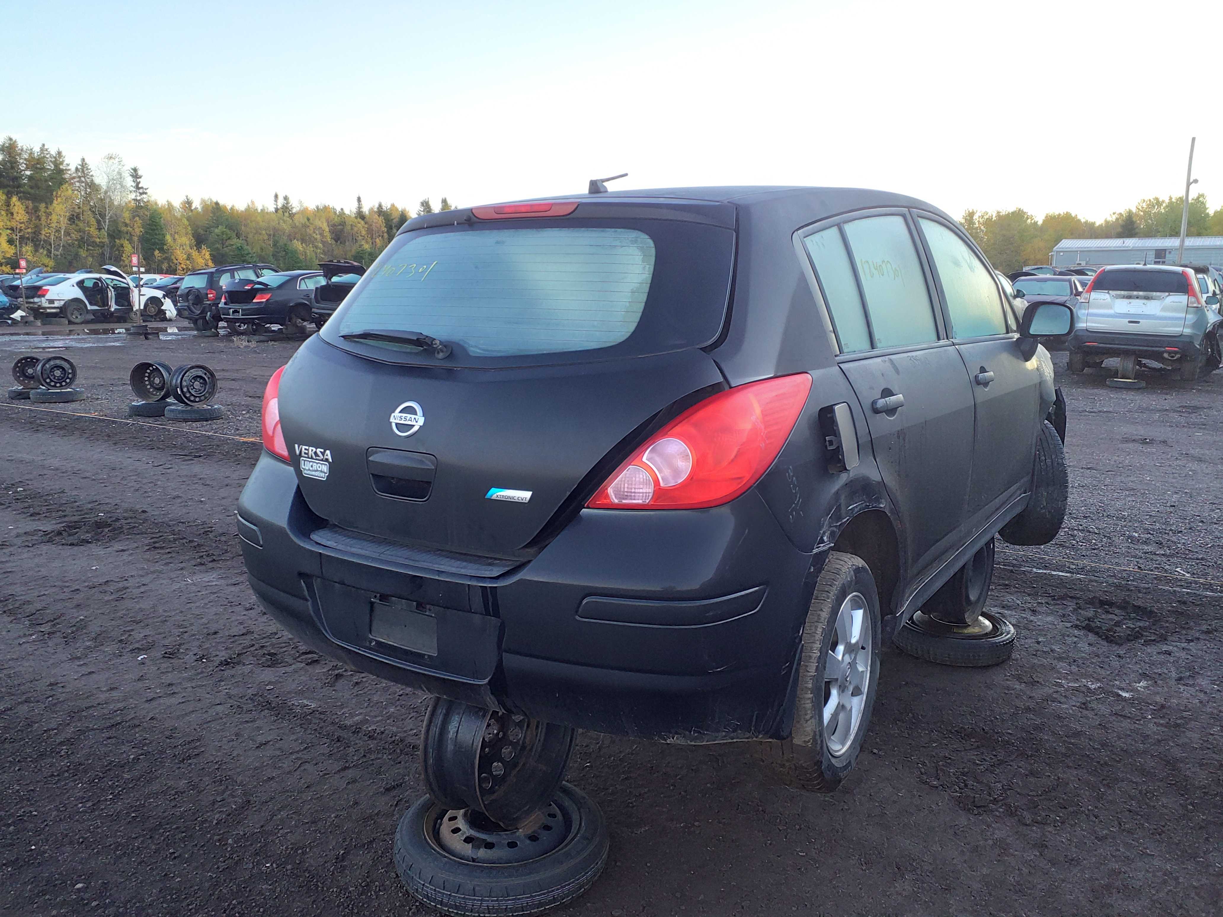 NISSAN VERSA 2012