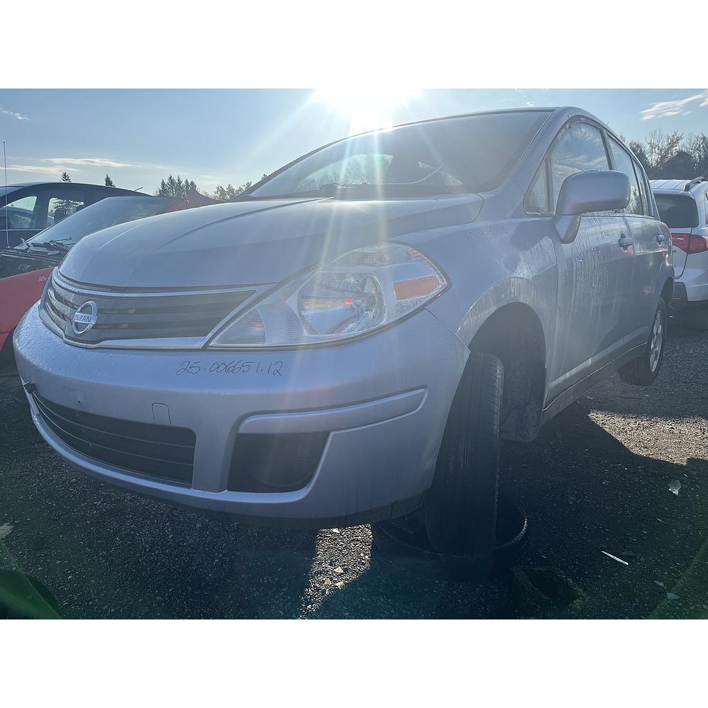 NISSAN VERSA 2012