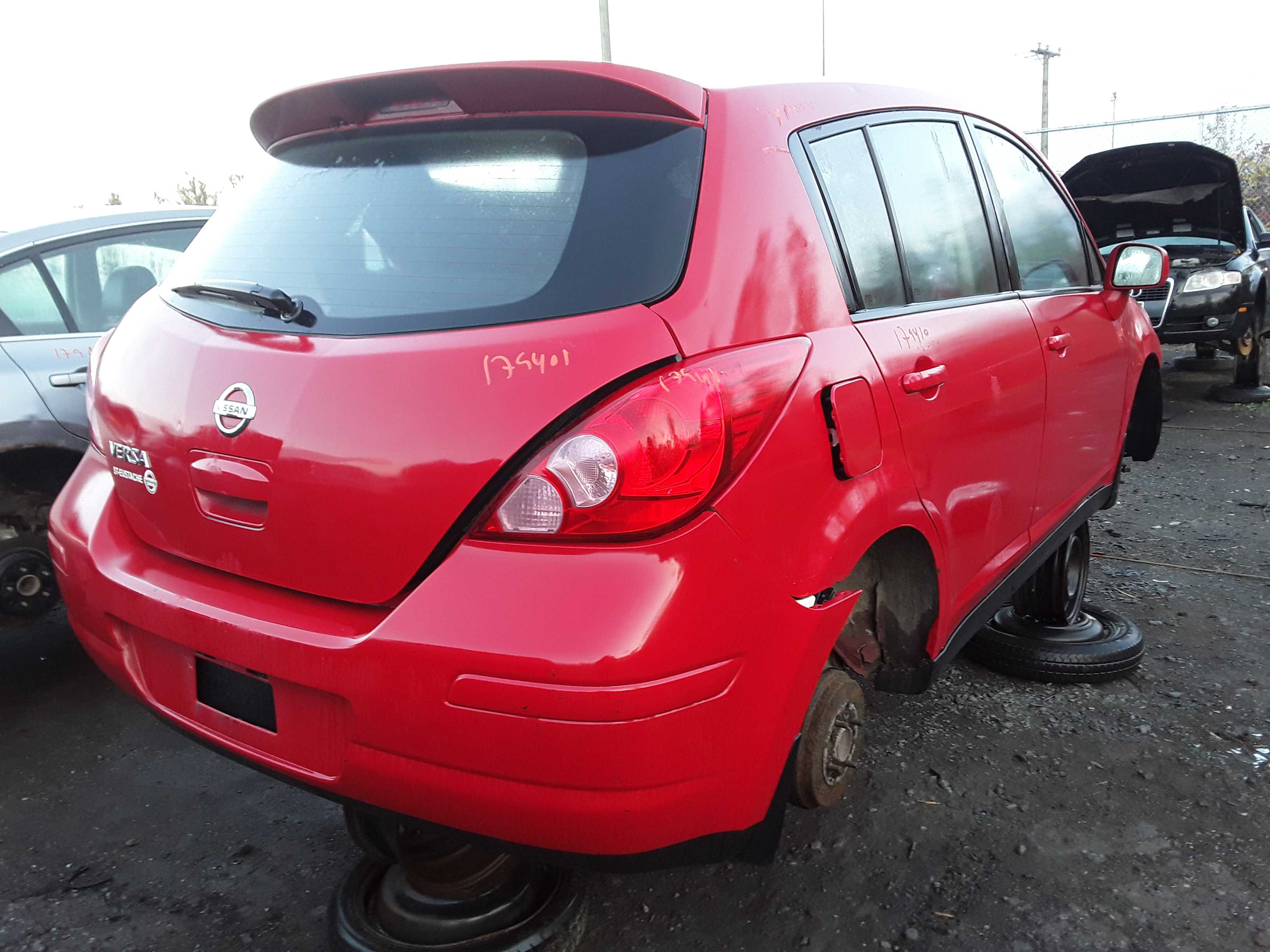NISSAN VERSA 2012