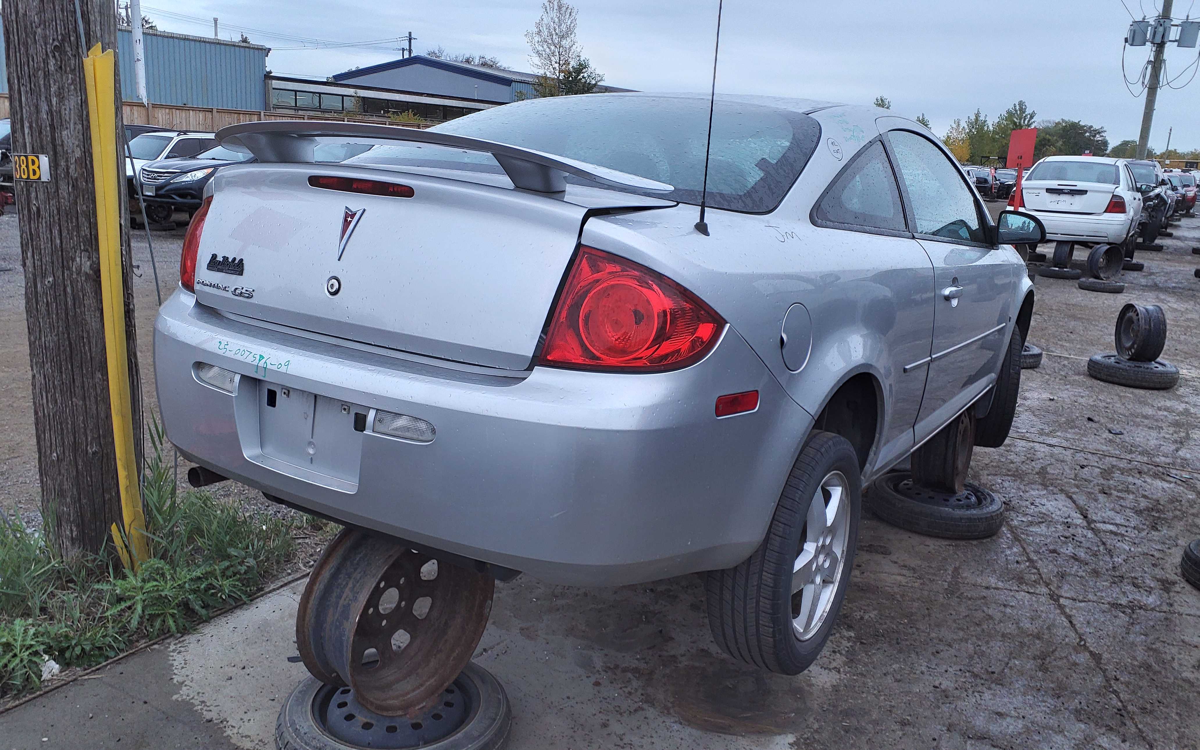 PONTIAC G5 2009