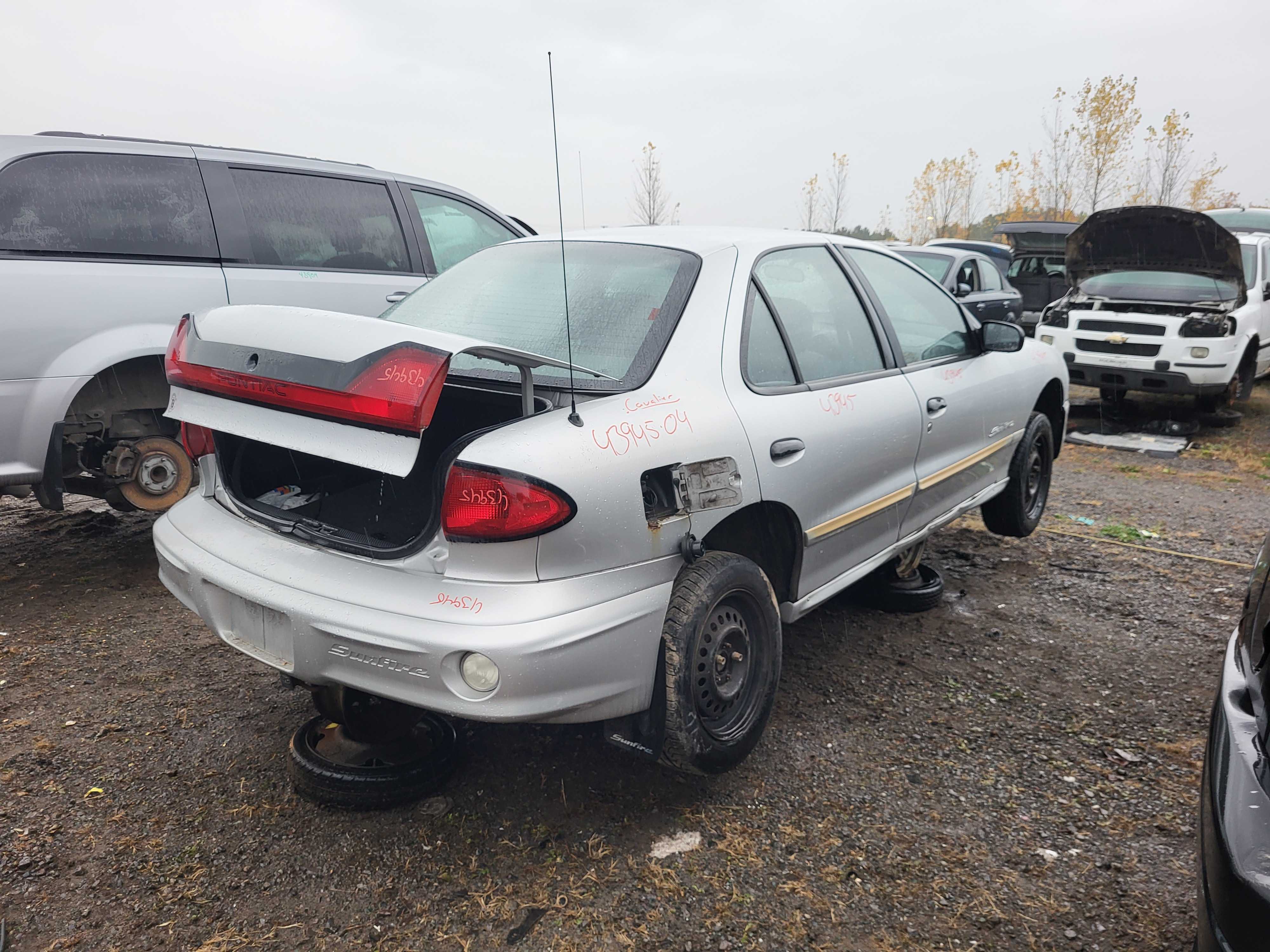 PONTIAC SUNFIRE 2004
