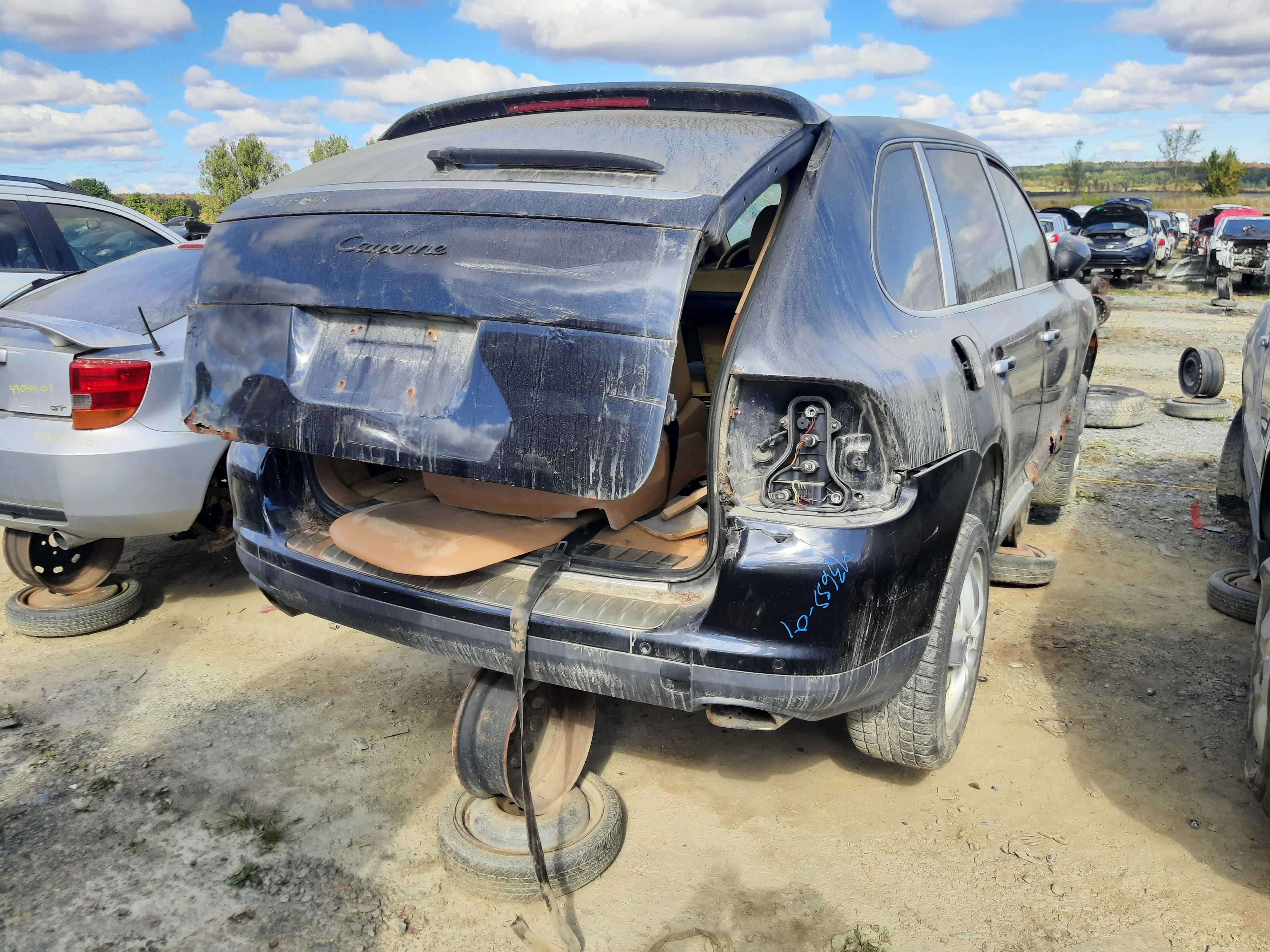 PORSCHE CAYENNE 2004