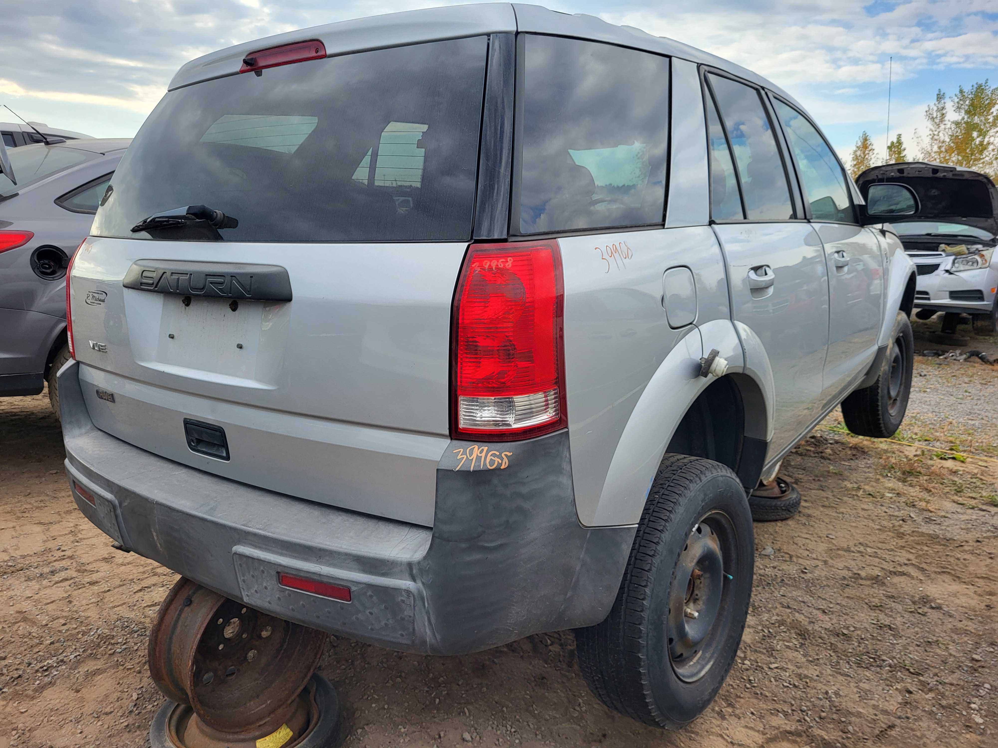 SATURN VUE 2005