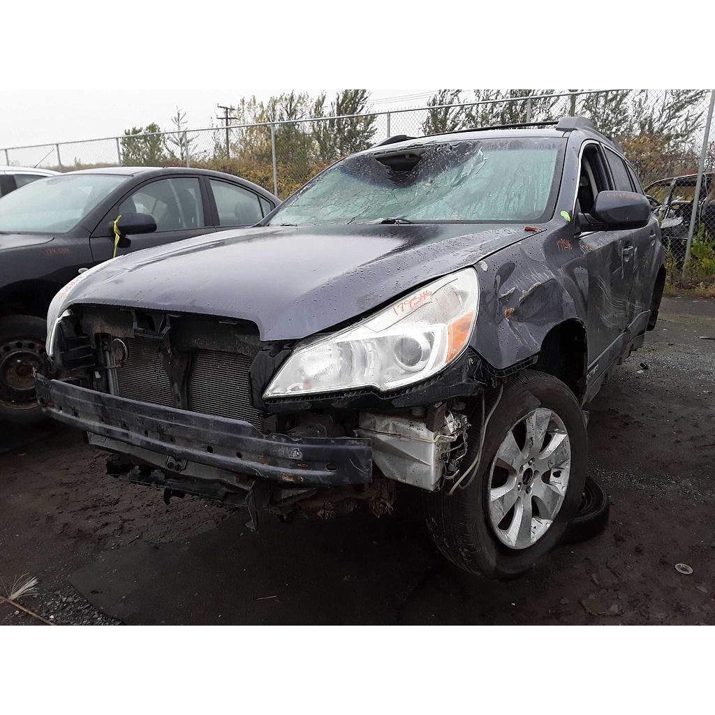 SUBARU OUTBACK 2014