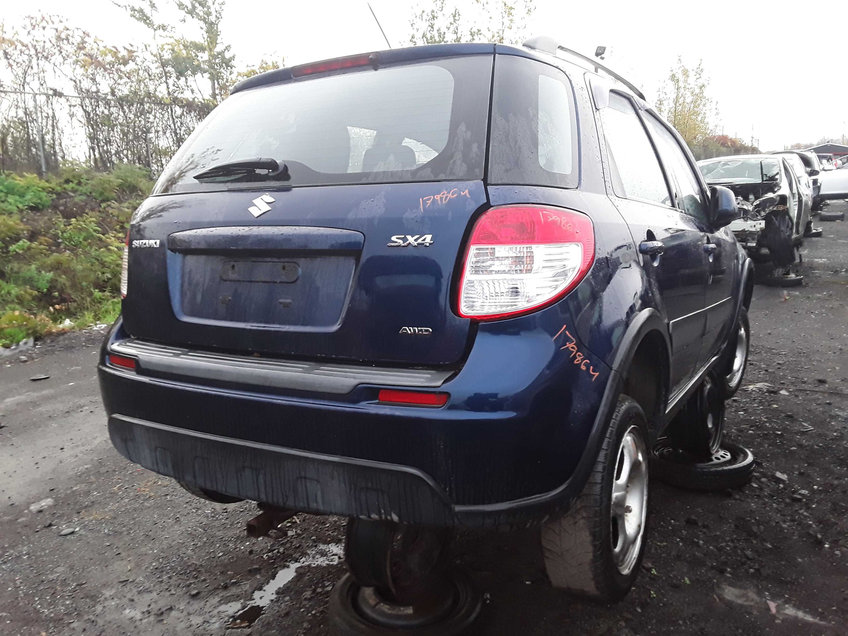 SUZUKI SX4 2011