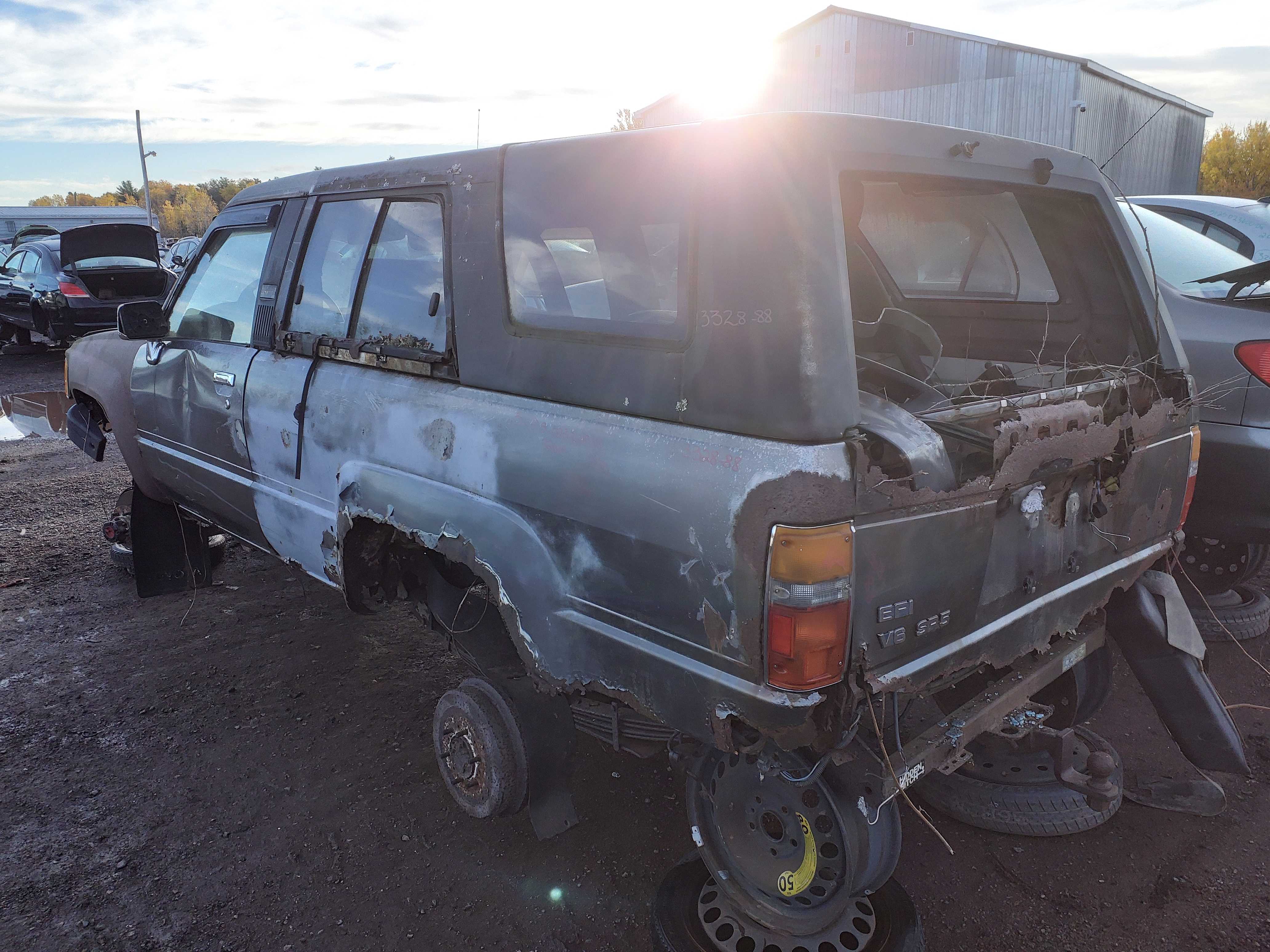 TOYOTA 4RUNNER 1988