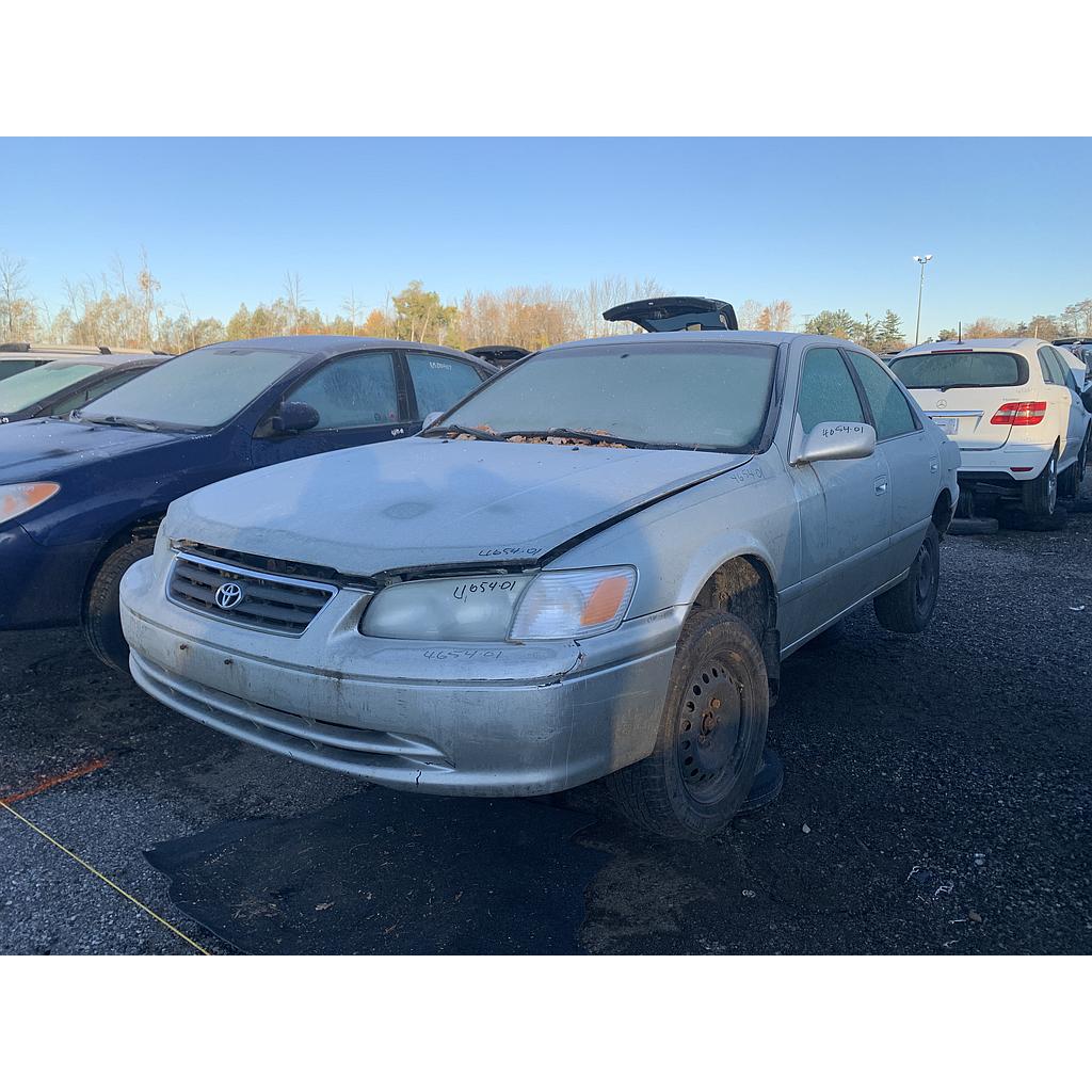 TOYOTA CAMRY 2001