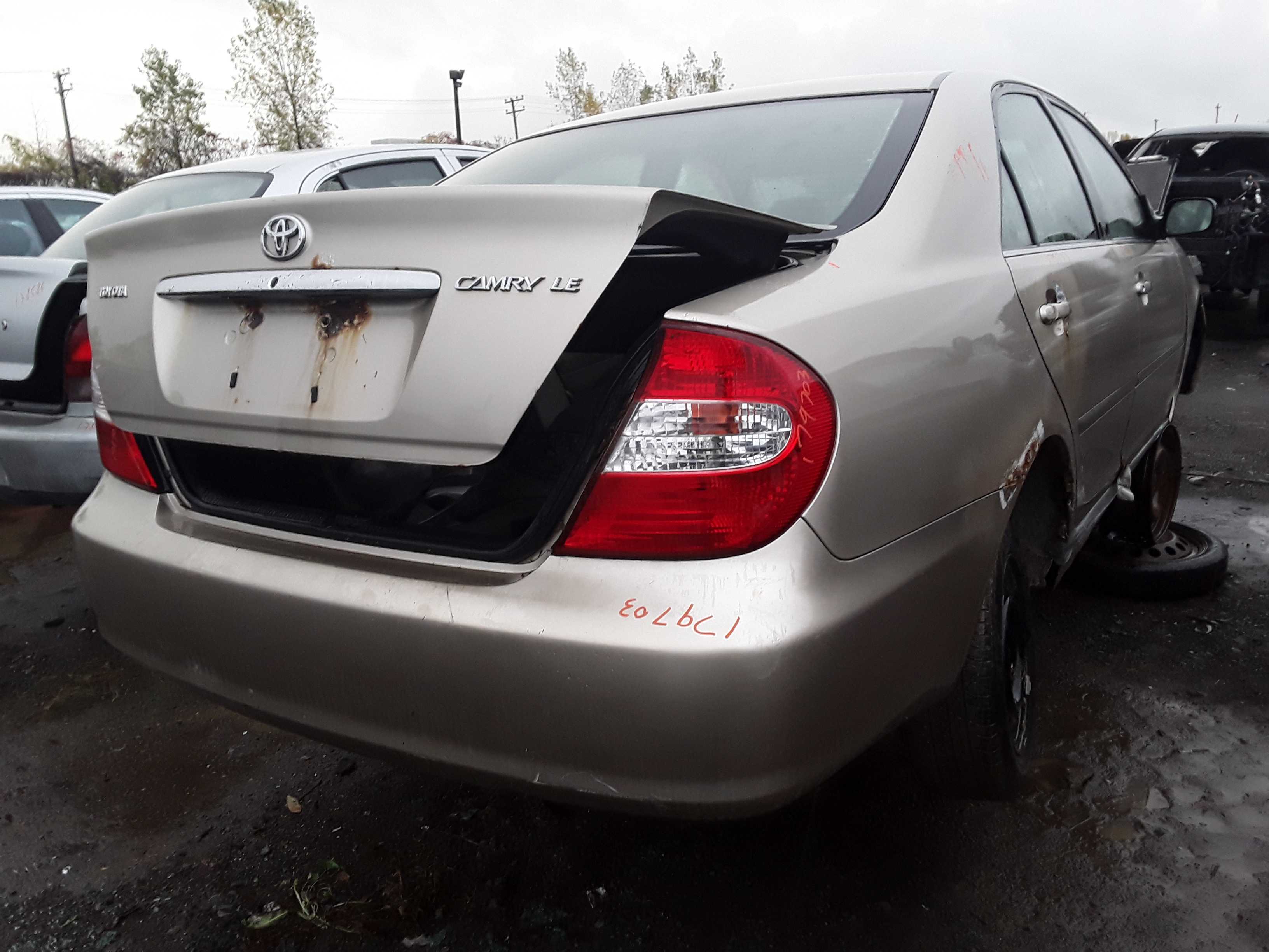 TOYOTA CAMRY 2003