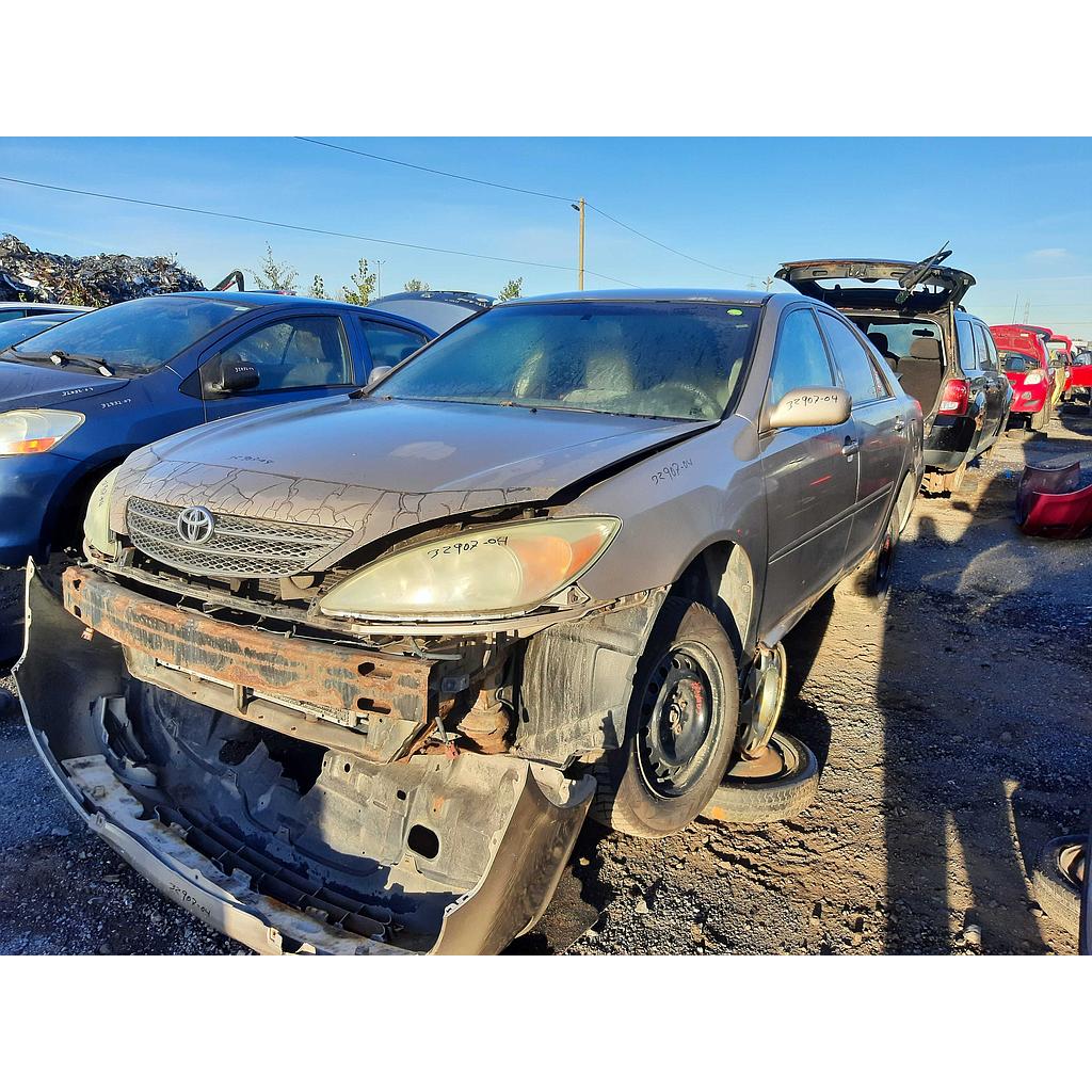 TOYOTA CAMRY 2004