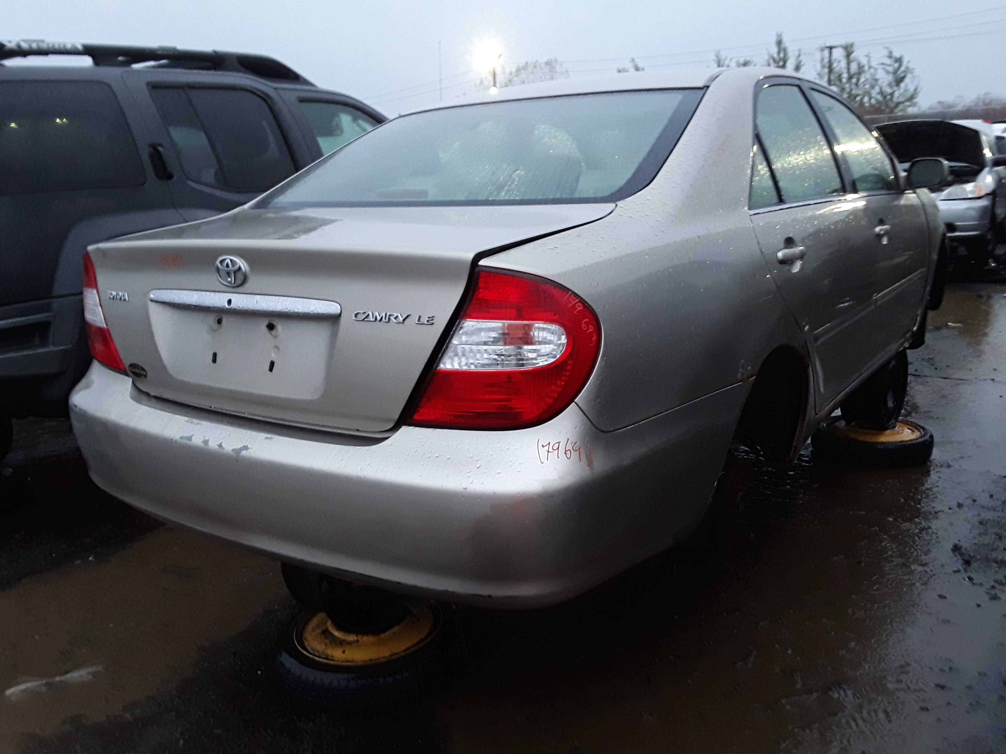 TOYOTA CAMRY 2004