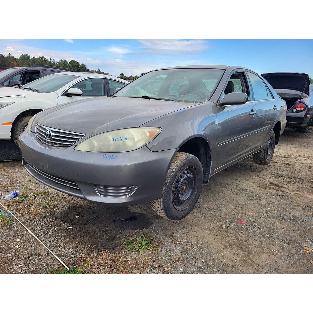 TOYOTA CAMRY 2005