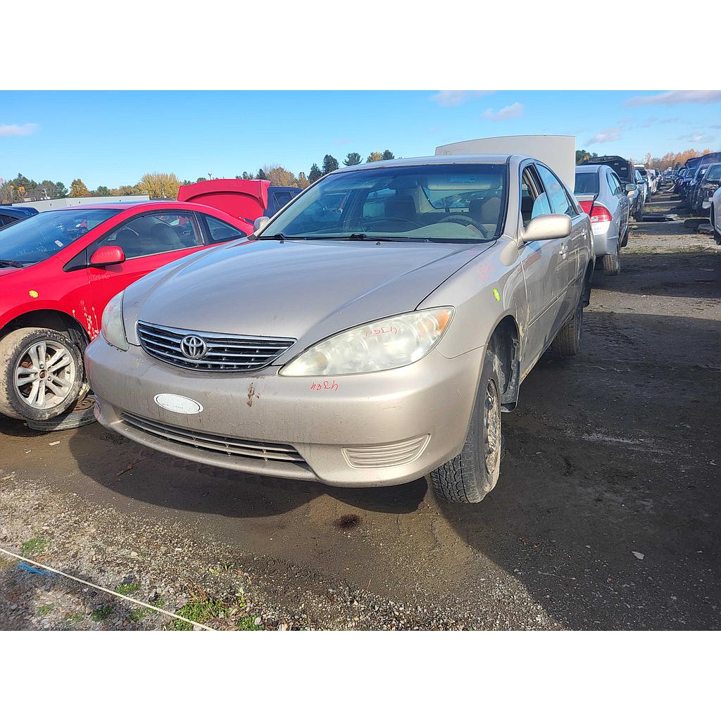 TOYOTA CAMRY 2005