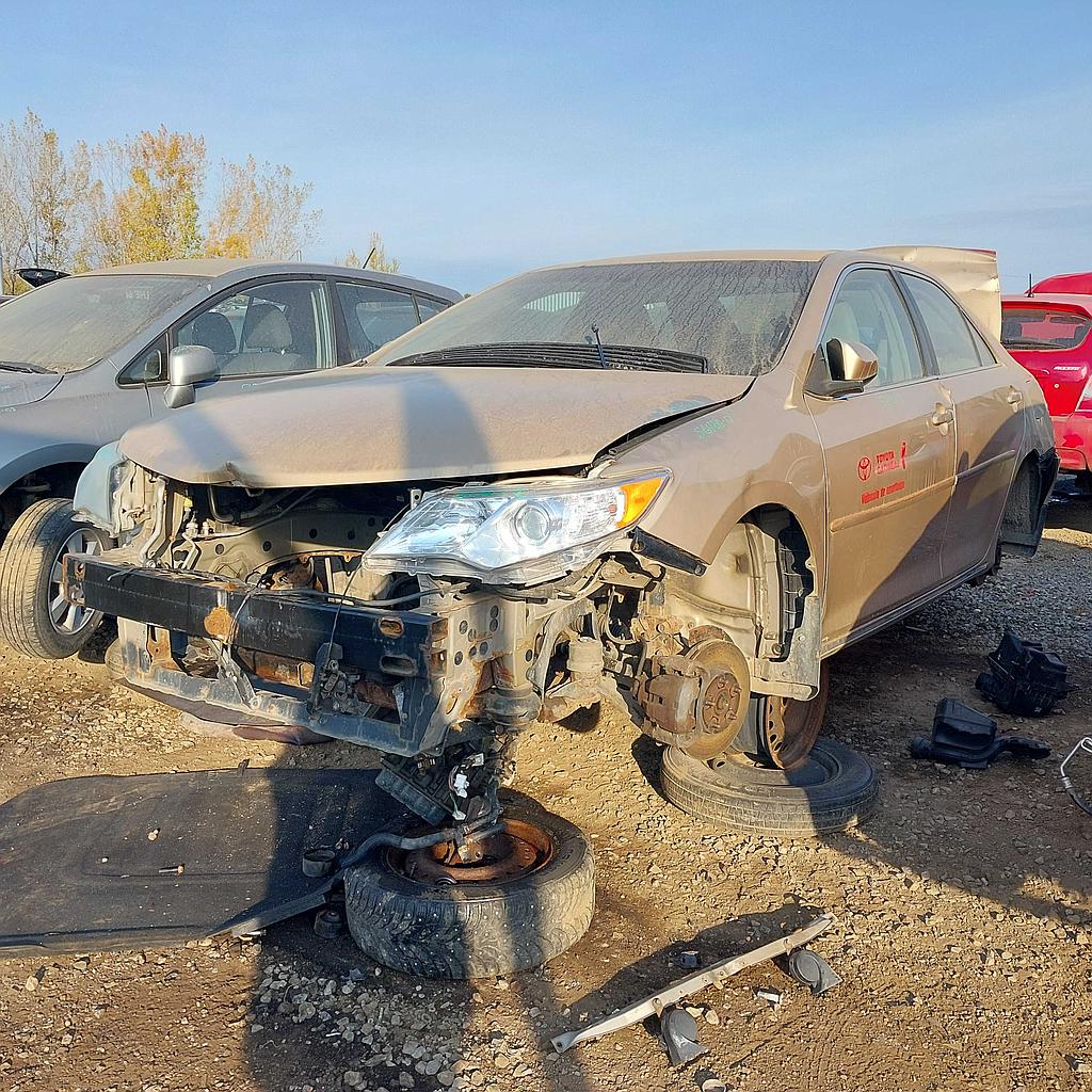 TOYOTA CAMRY 2012
