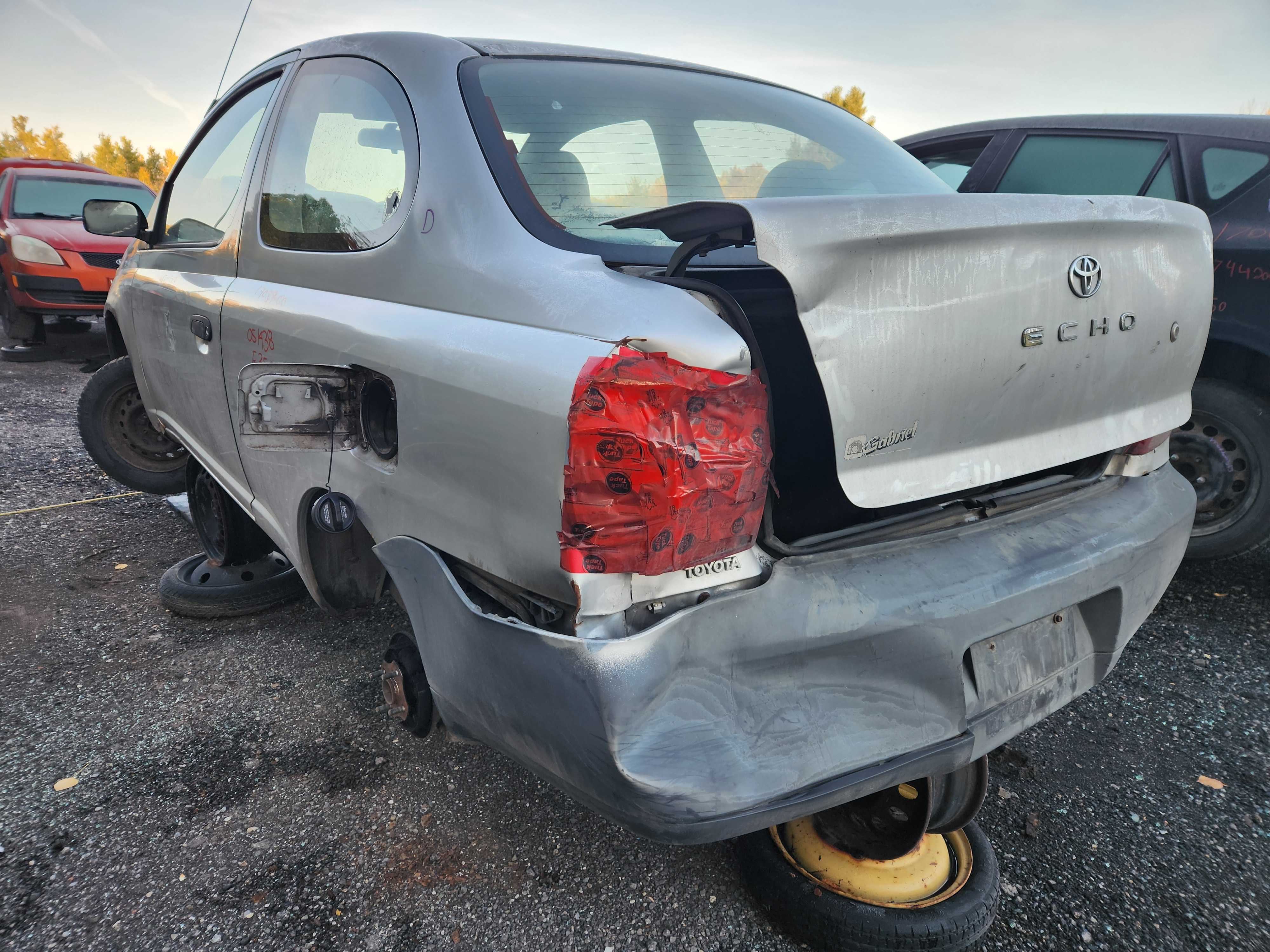 TOYOTA ECHO 2000 | St-Lazare | Kenny U-Pull